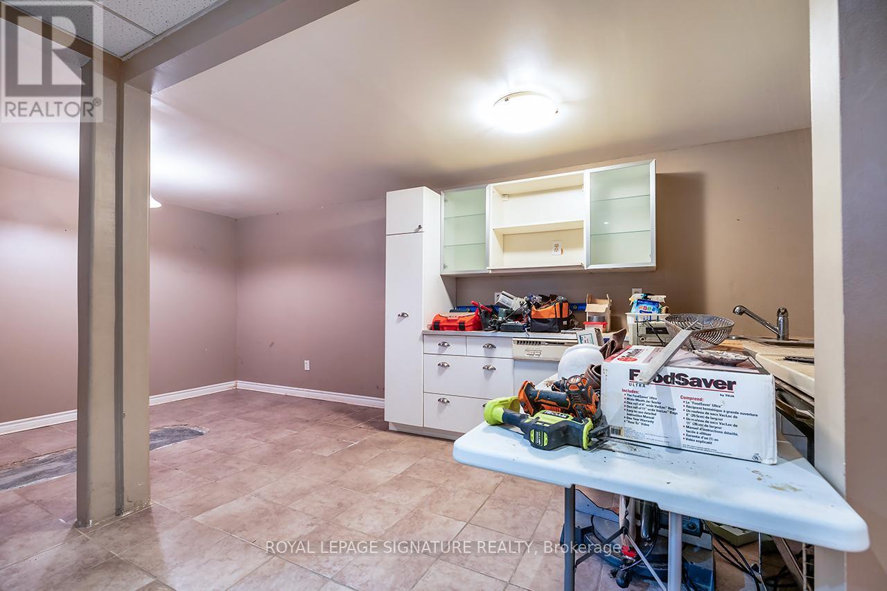 593 Gibb Street, Oshawa, Ontario  L1J 1Z6 - Photo 23 - E13111952