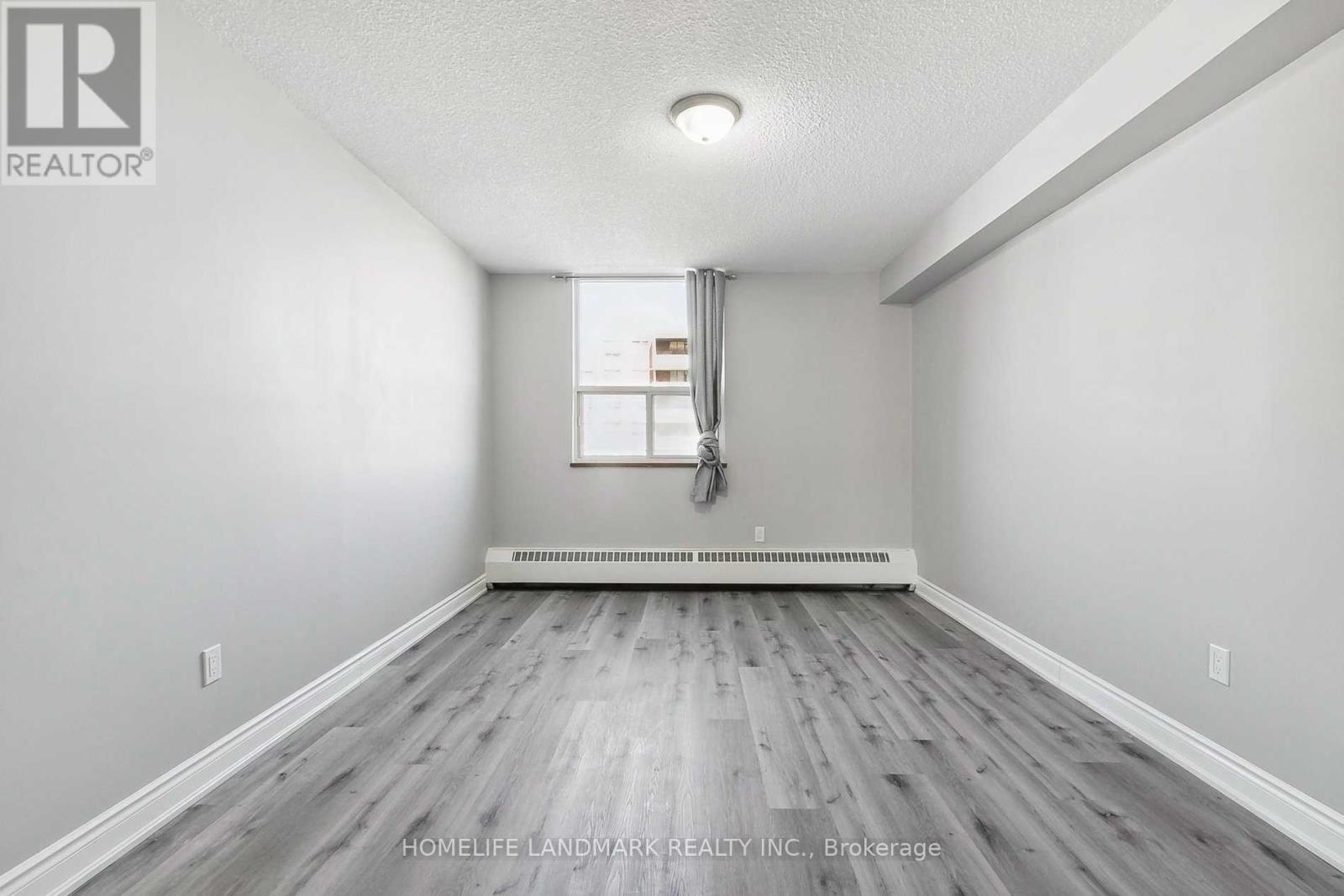 1006 - 1250 Bridletowne Circle, Toronto (L'amoreaux), Ontario  M1W 2V1 - Photo 10 - E13112090