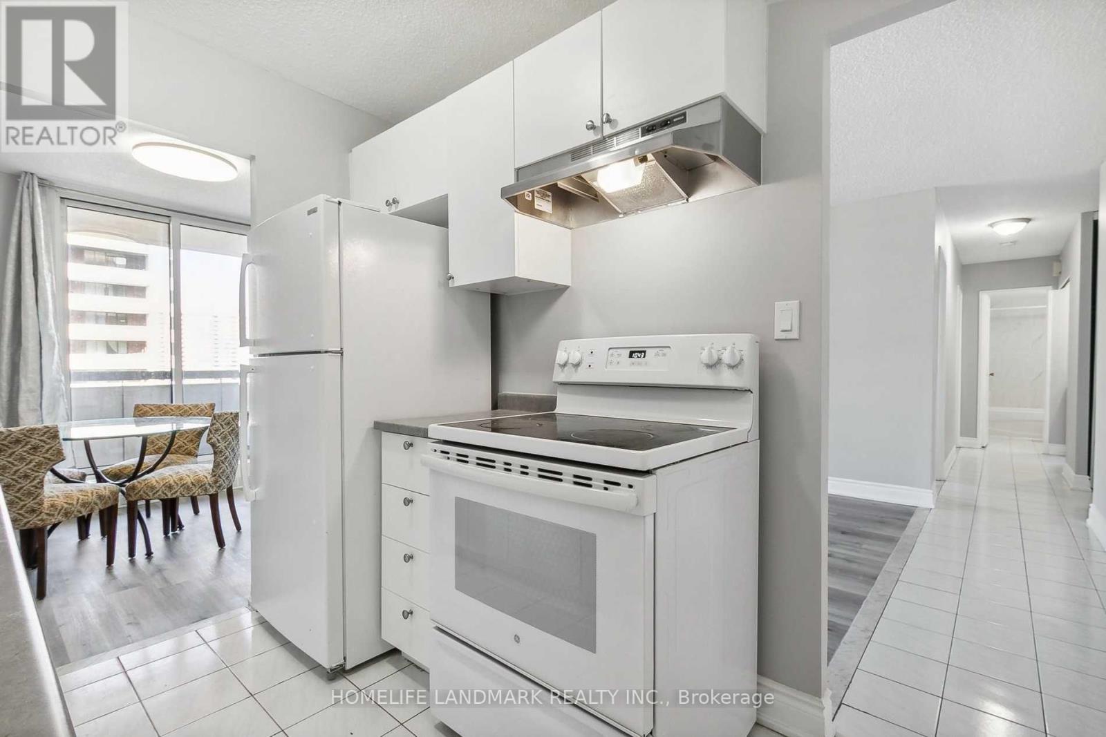 1006 - 1250 Bridletowne Circle, Toronto (L'amoreaux), Ontario  M1W 2V1 - Photo 6 - E13112090