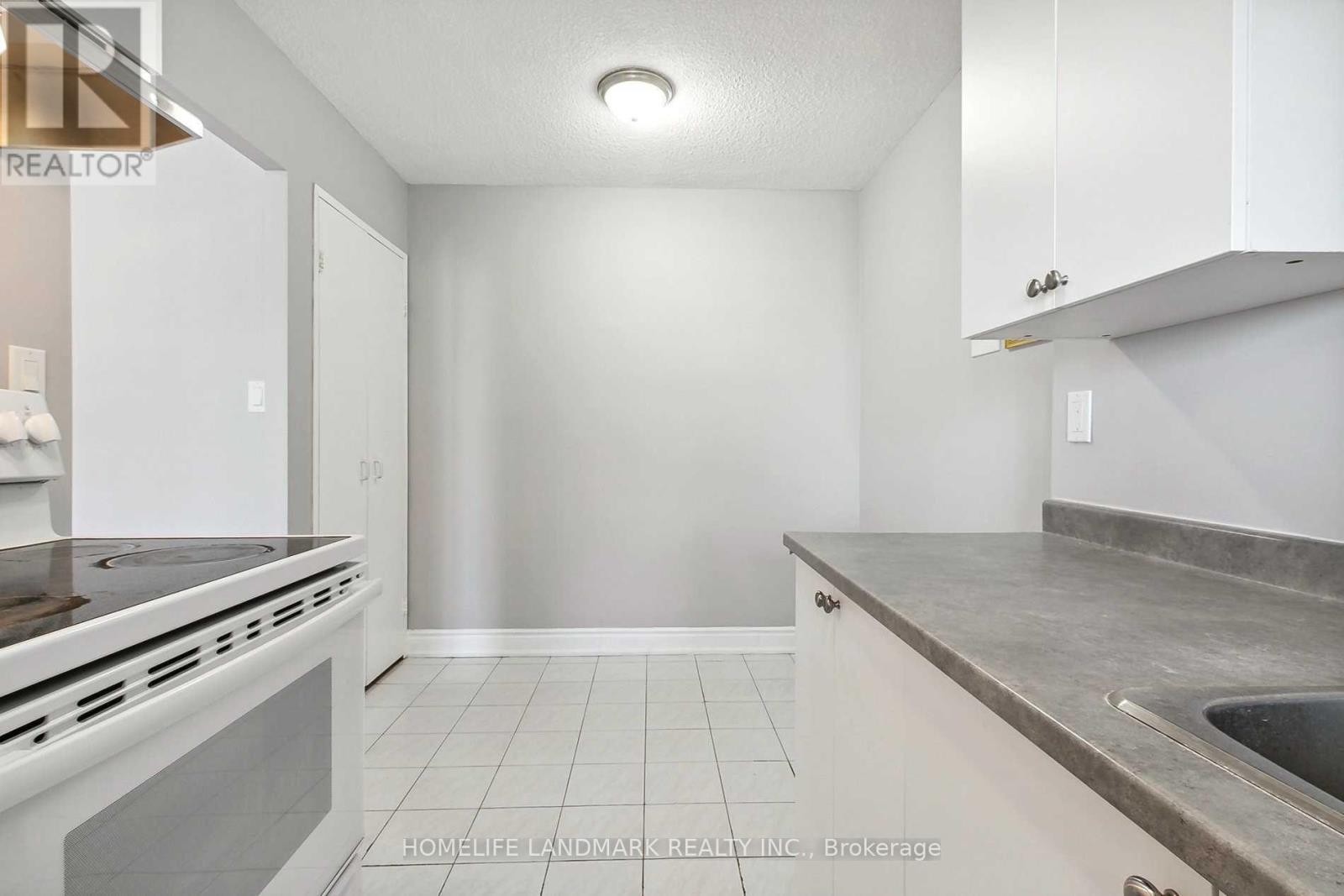 1006 - 1250 Bridletowne Circle, Toronto (L'amoreaux), Ontario  M1W 2V1 - Photo 7 - E13112090