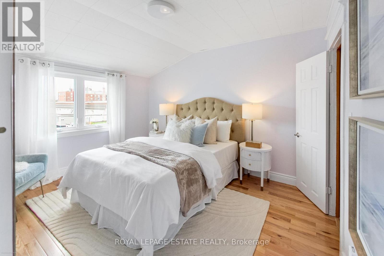 145 Hillingdon Avenue, Toronto (Woodbine Corridor), Ontario  M4C 3J1 - Photo 18 - E13112196
