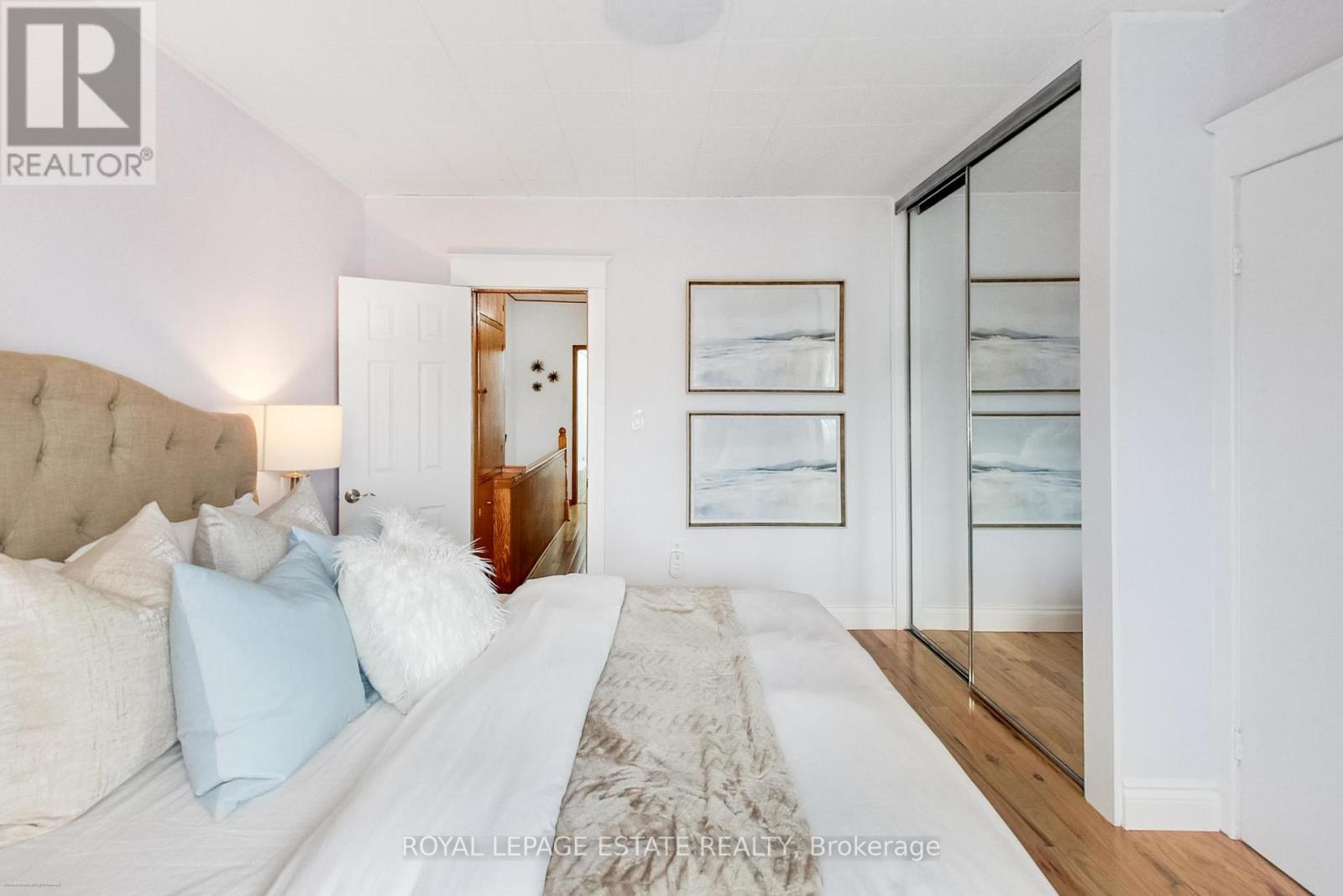 145 Hillingdon Avenue, Toronto (Woodbine Corridor), Ontario  M4C 3J1 - Photo 19 - E13112196