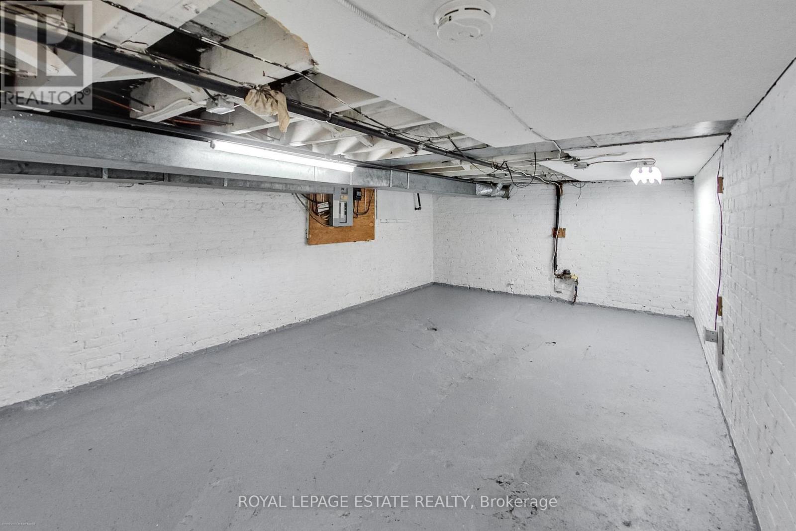 145 Hillingdon Avenue, Toronto (Woodbine Corridor), Ontario  M4C 3J1 - Photo 20 - E13112196
