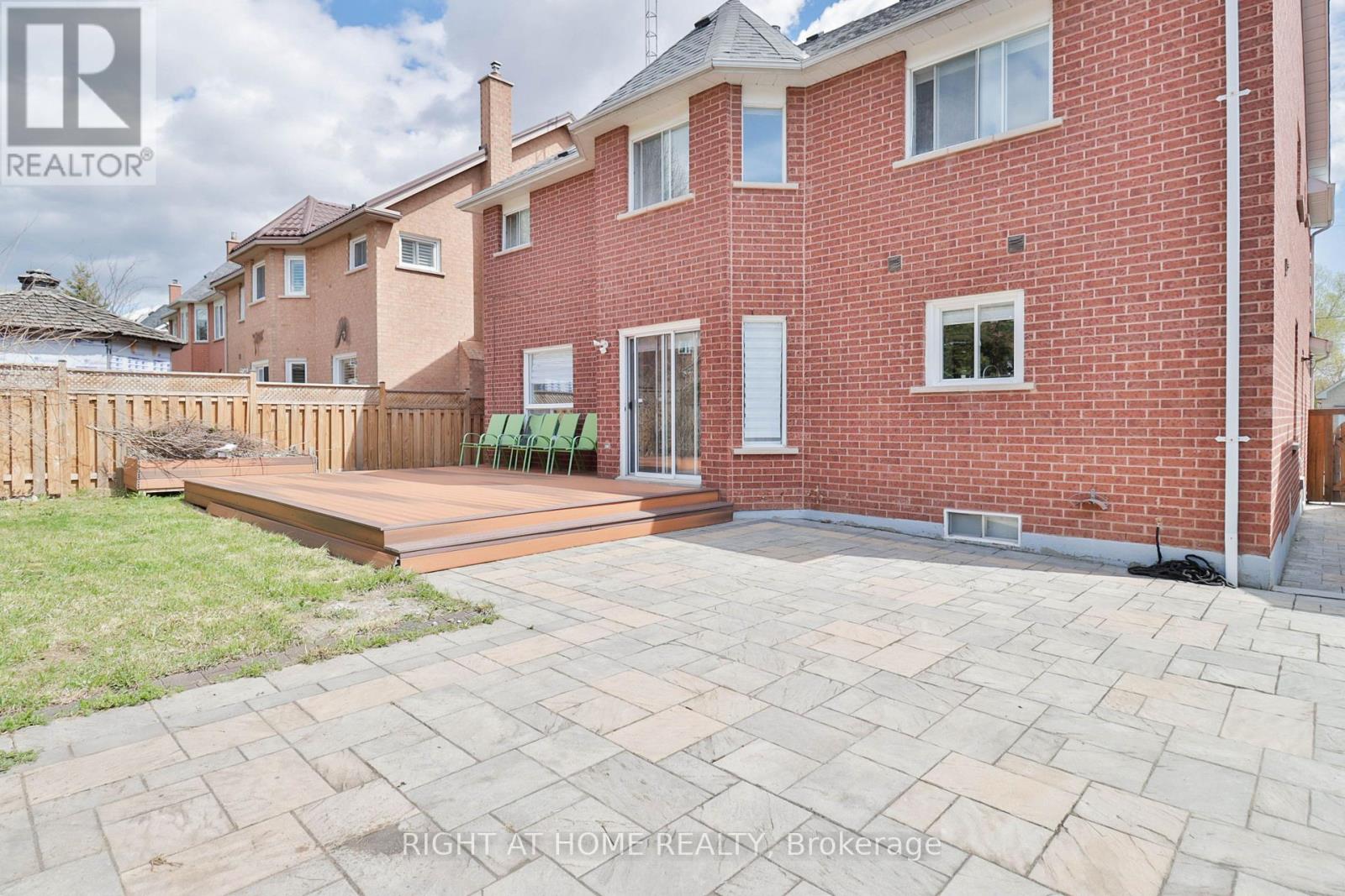 1856 Woodview Avenue, Pickering (Highbush), Ontario  L1V 1L4 - Photo 10 - E13112296