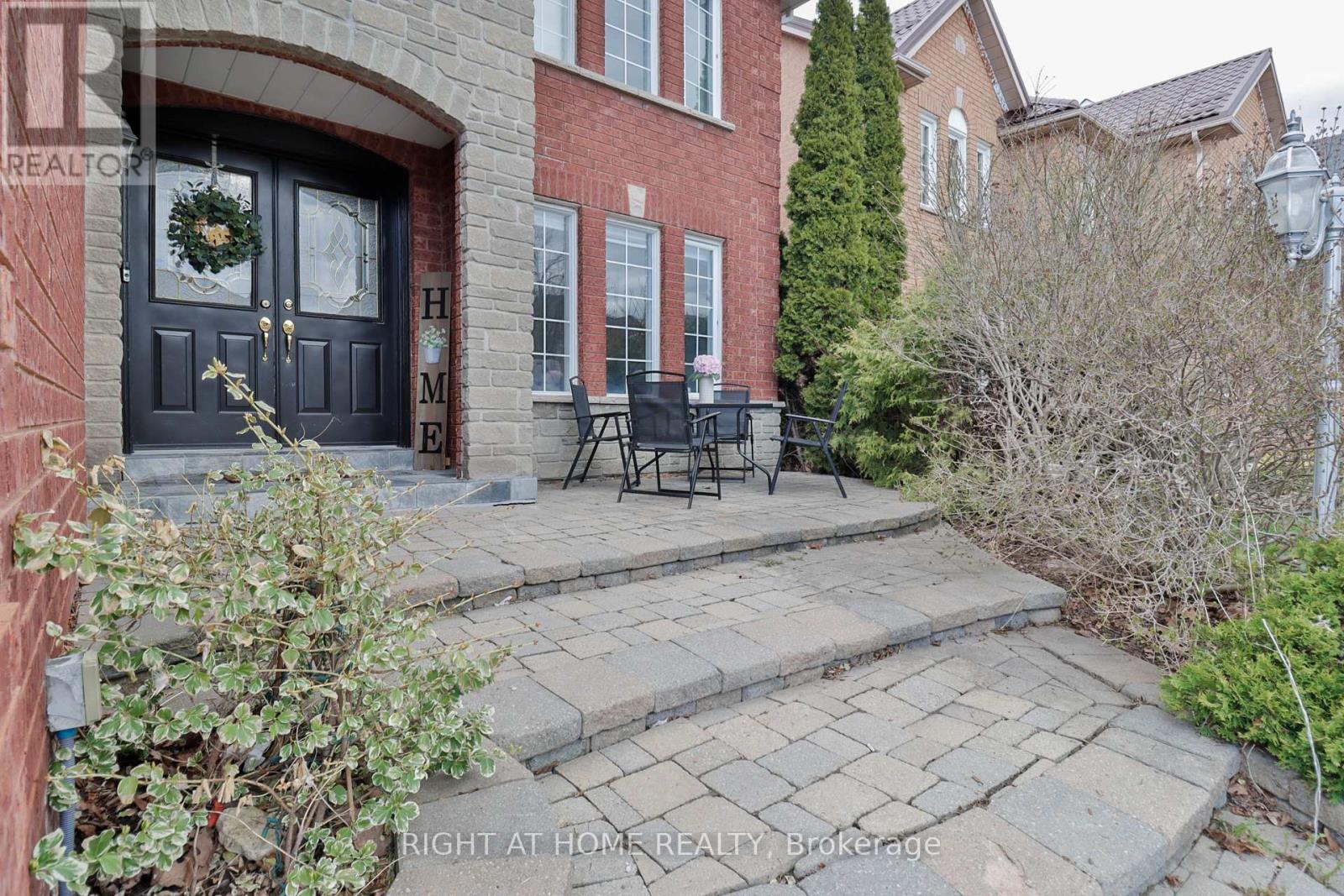 1856 Woodview Avenue, Pickering (Highbush), Ontario  L1V 1L4 - Photo 15 - E13112296