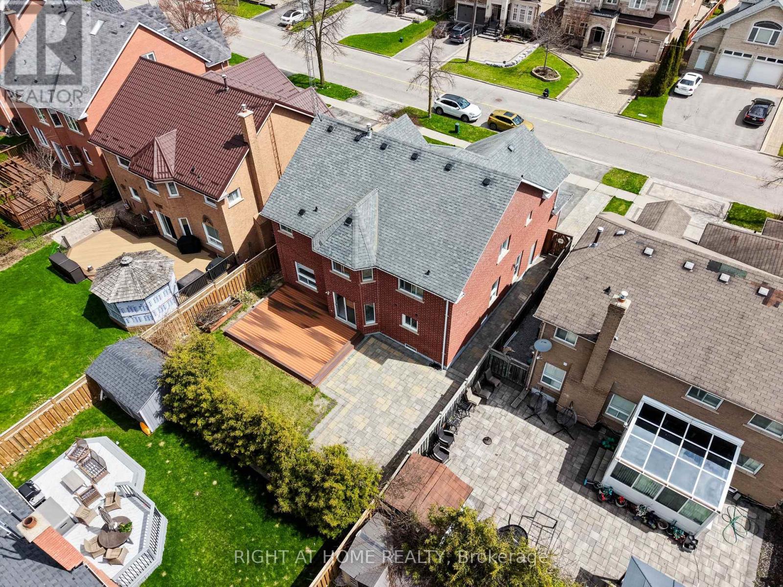 1856 Woodview Avenue, Pickering (Highbush), Ontario  L1V 1L4 - Photo 6 - E13112296