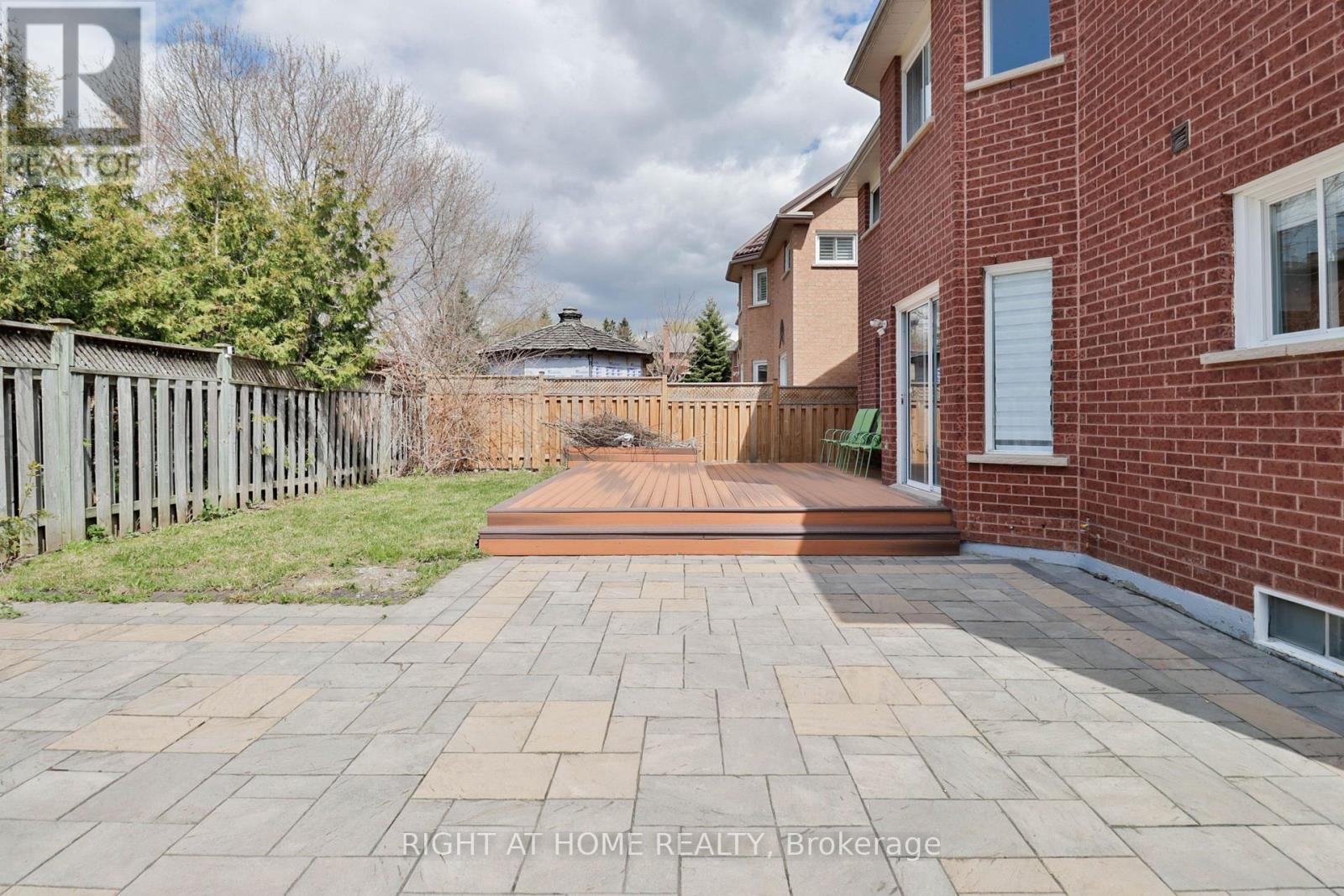 1856 Woodview Avenue, Pickering (Highbush), Ontario  L1V 1L4 - Photo 9 - E13112296
