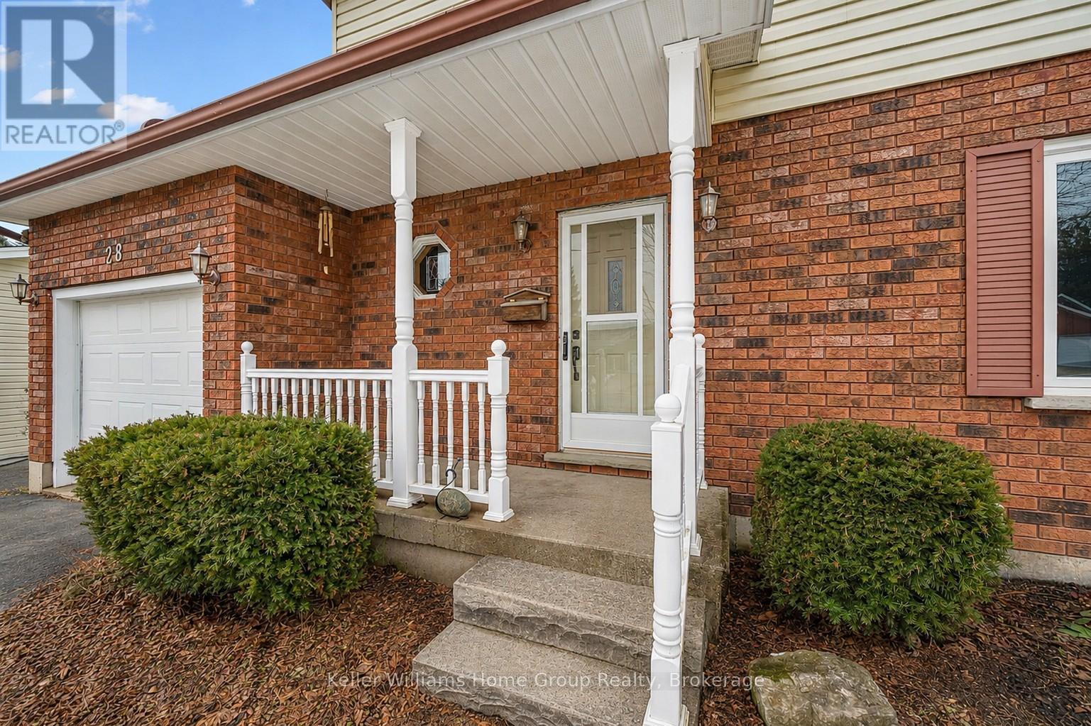 28 Edward Street, Mapleton, Ontario  N0G 1P0 - Photo 4 - X12911932