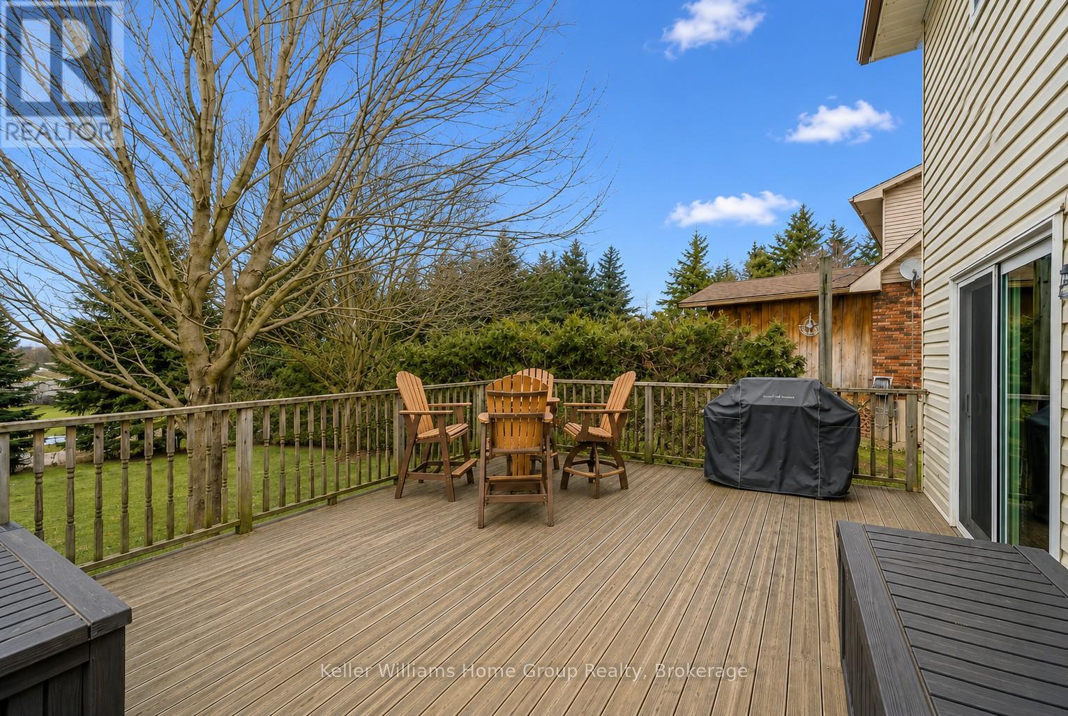 28 Edward Street, Mapleton, Ontario  N0G 1P0 - Photo 39 - X12911932