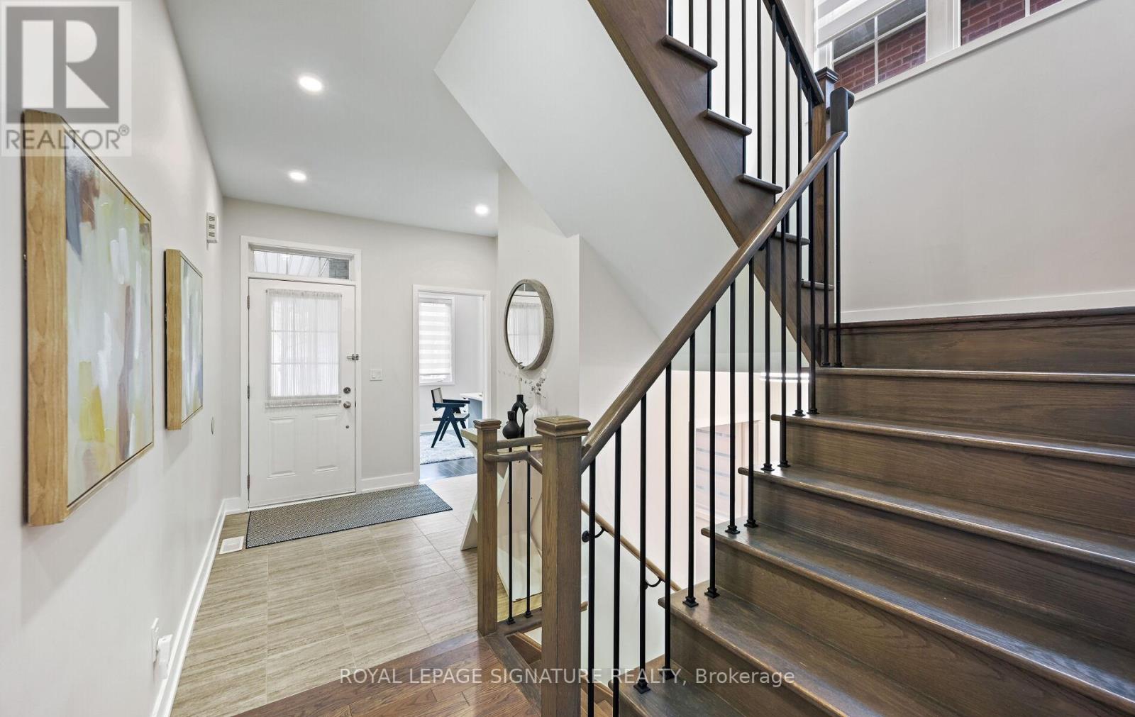 12 Avonmore Trail, Vaughan, Ontario  L6A 4Y4 - Photo 3 - N13112084