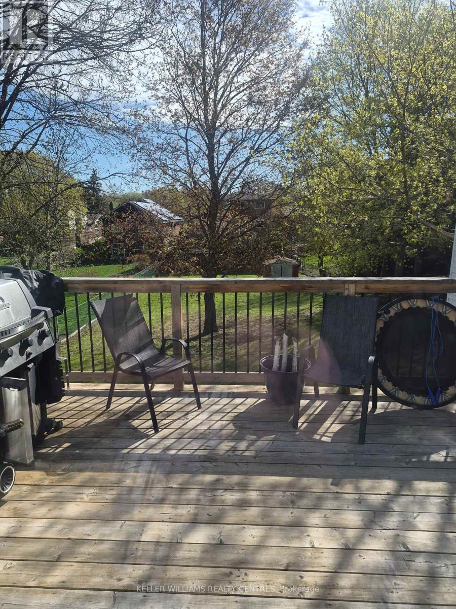 Upper - 185 Newton Street, Newmarket, Ontario  L3Y 3K6 - Photo 13 - N13112088