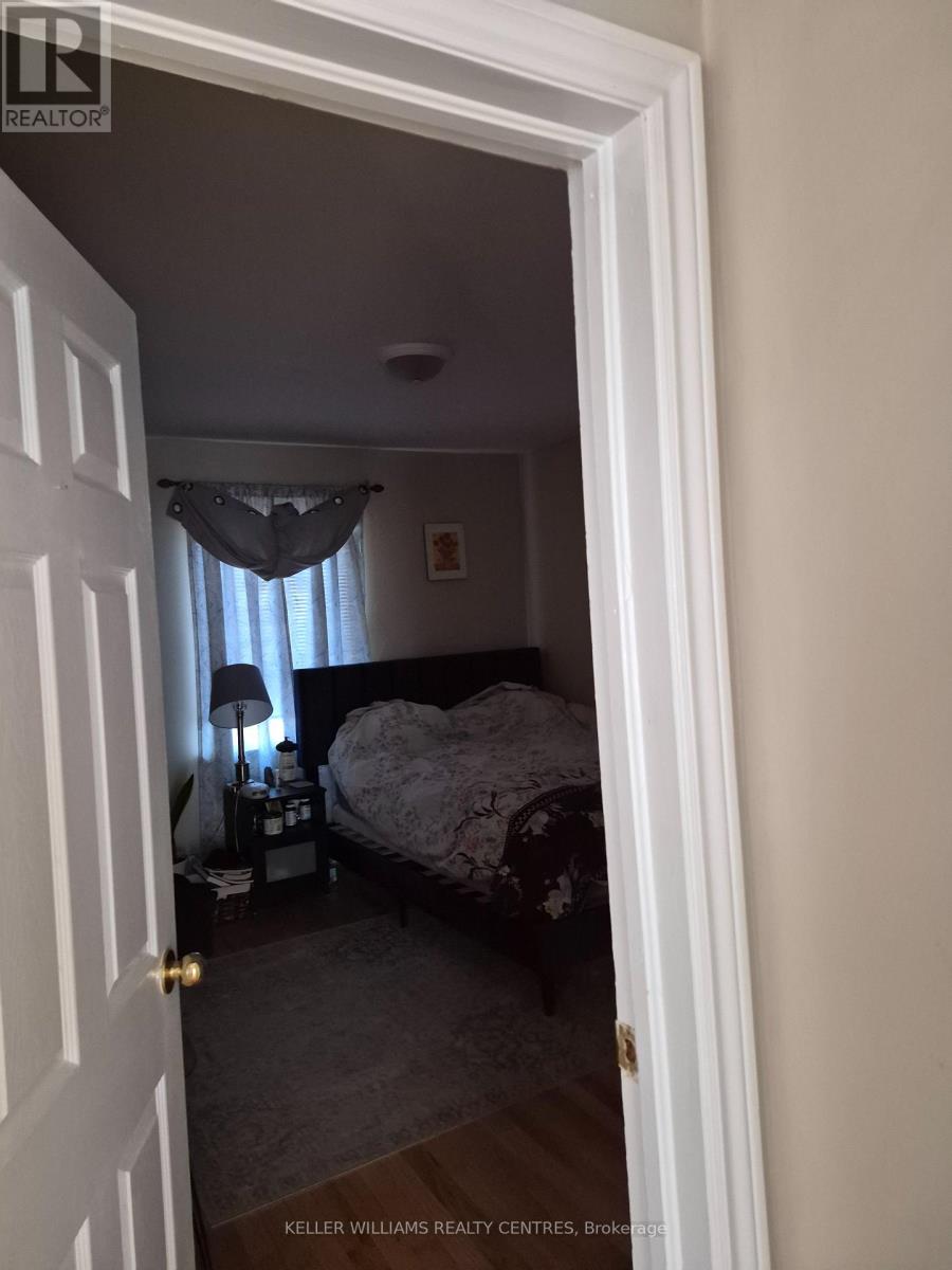 Upper - 185 Newton Street, Newmarket, Ontario  L3Y 3K6 - Photo 14 - N13112088