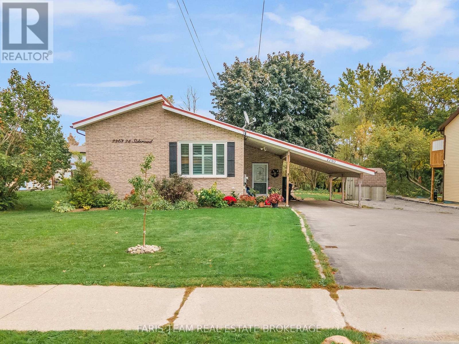 2263 25TH SIDE ROAD, Innisfil, Ontario