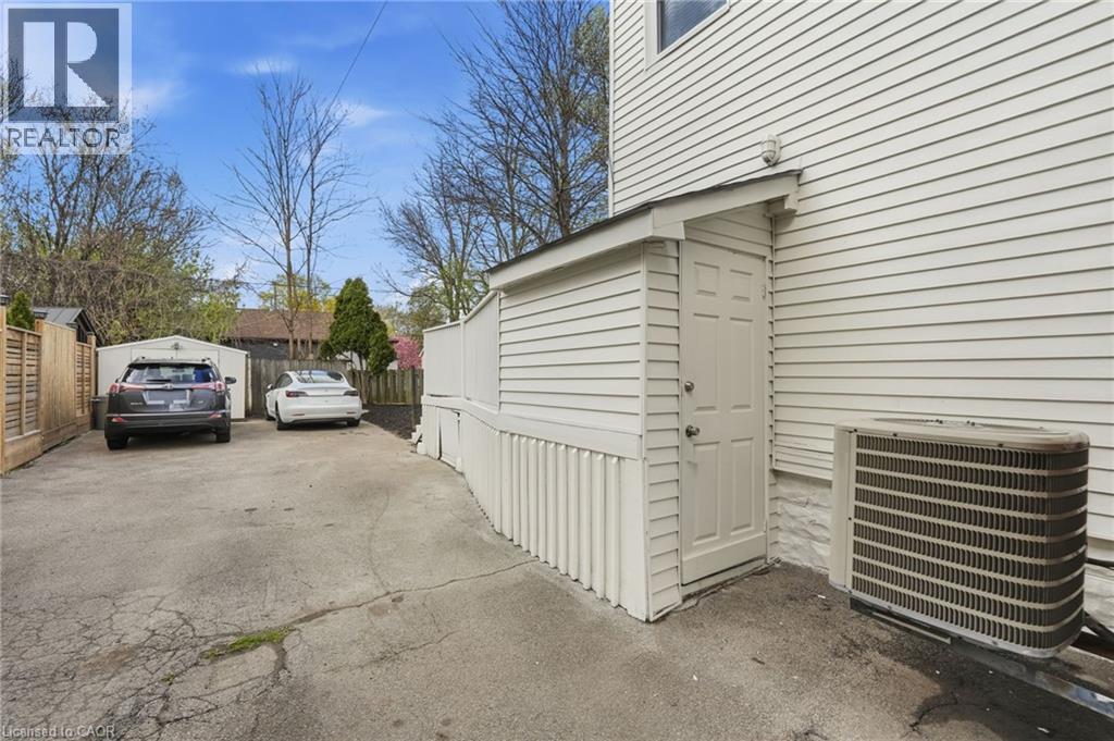205 Locke Street N, Hamilton, Ontario  L8R 3B1 - Photo 37 - 40829170