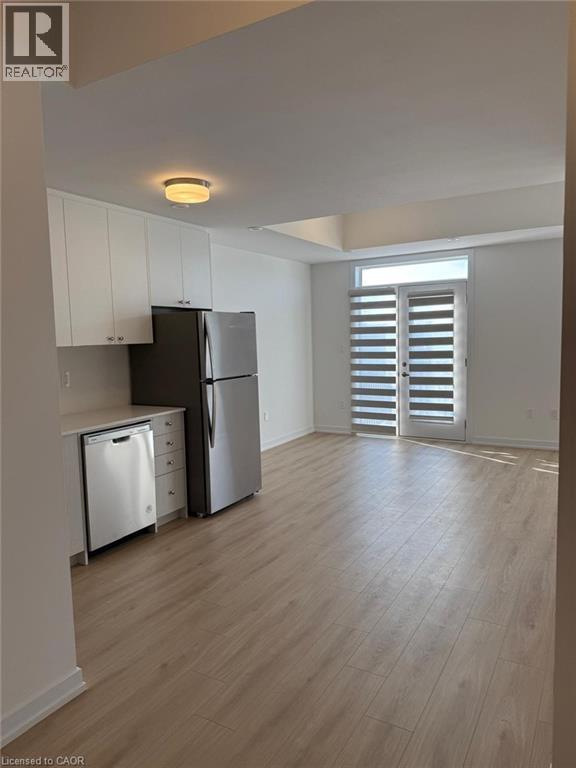 40 Palace Street Unit# M24, Kitchener, Ontario  N2E 0L2 - Photo 3 - 40828900