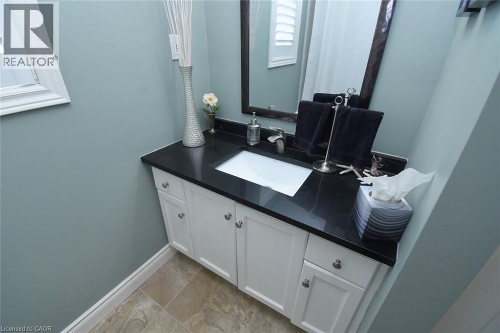 320 Hamilton Drive Unit# 4, Ancaster, Ontario  L9G 4W6 - Photo 13 - 40827908