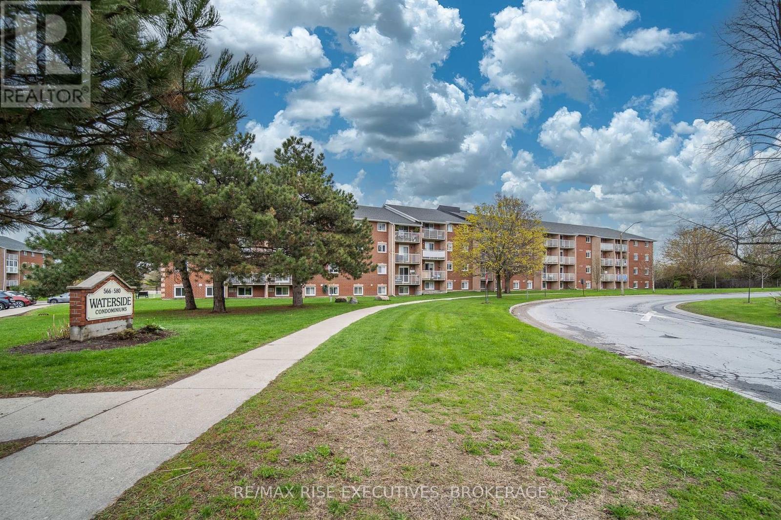 214 - 566 Armstrong Road, Kingston (East Gardiners Rd), Ontario  K7M 8M2 - Photo 2 - X13112502