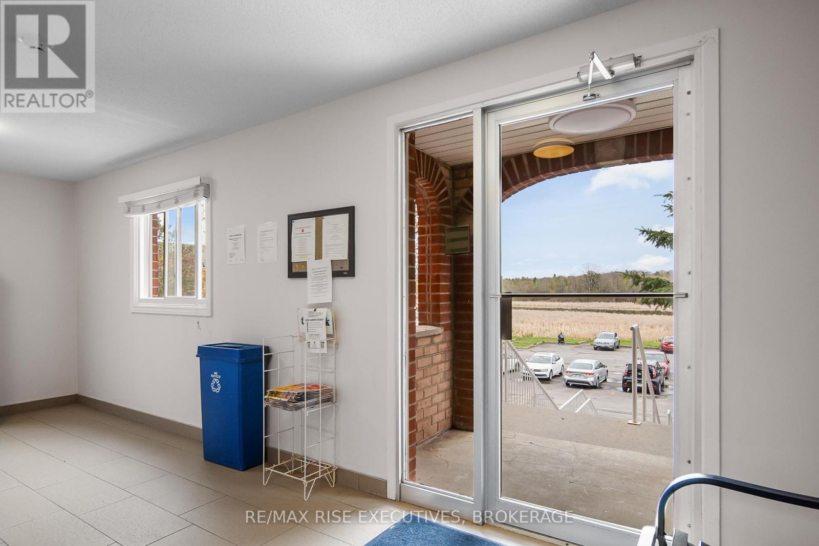 214 - 566 Armstrong Road, Kingston (East Gardiners Rd), Ontario  K7M 8M2 - Photo 6 - X13112502