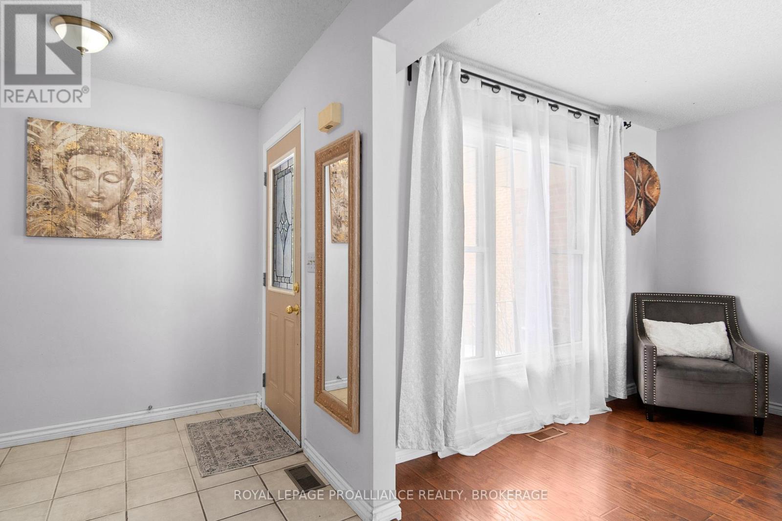 4 Balmoral Court, Kingston, Ontario  K7M 7S9 - Photo 3 - X13112530