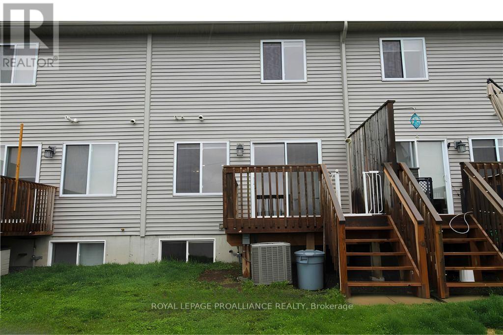 53 Ridgeway Place, Belleville, Ontario  K8P 5G3 - Photo 15 - X13112364