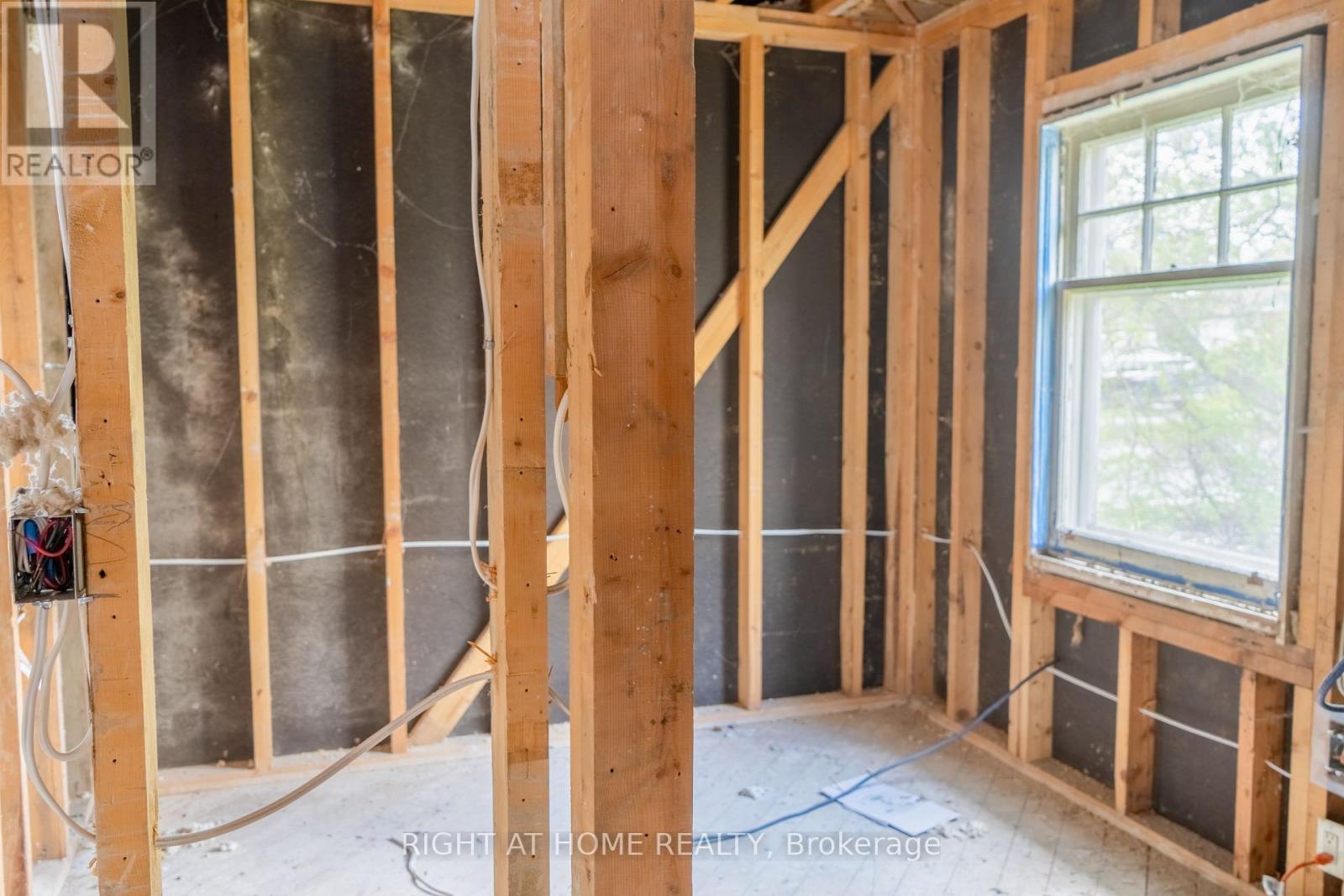 727 Payne Street, Peterborough, Ontario  K9J 2Z9 - Photo 12 - X13112440