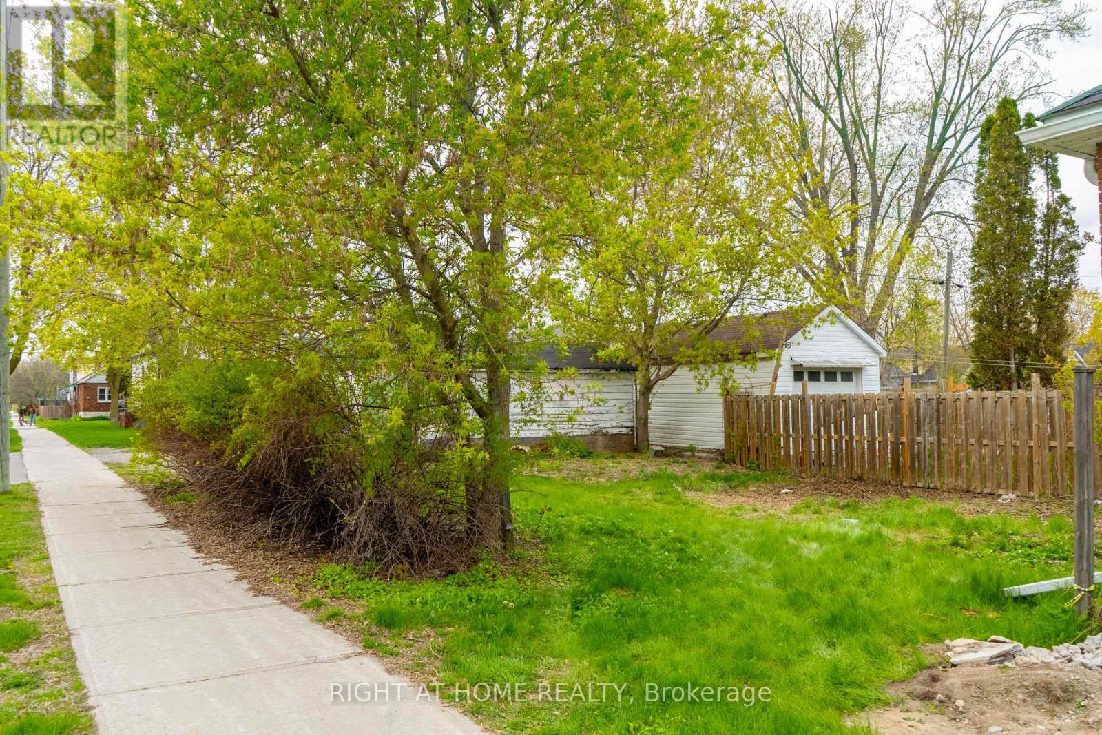 727 Payne Street, Peterborough, Ontario  K9J 2Z9 - Photo 3 - X13112440