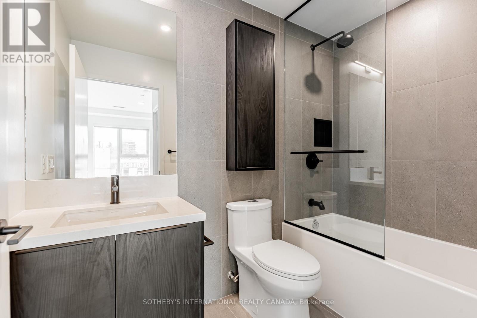 104 - 31 York Garden Way, Toronto, Ontario  M6A 2V1 - Photo 14 - W13112004