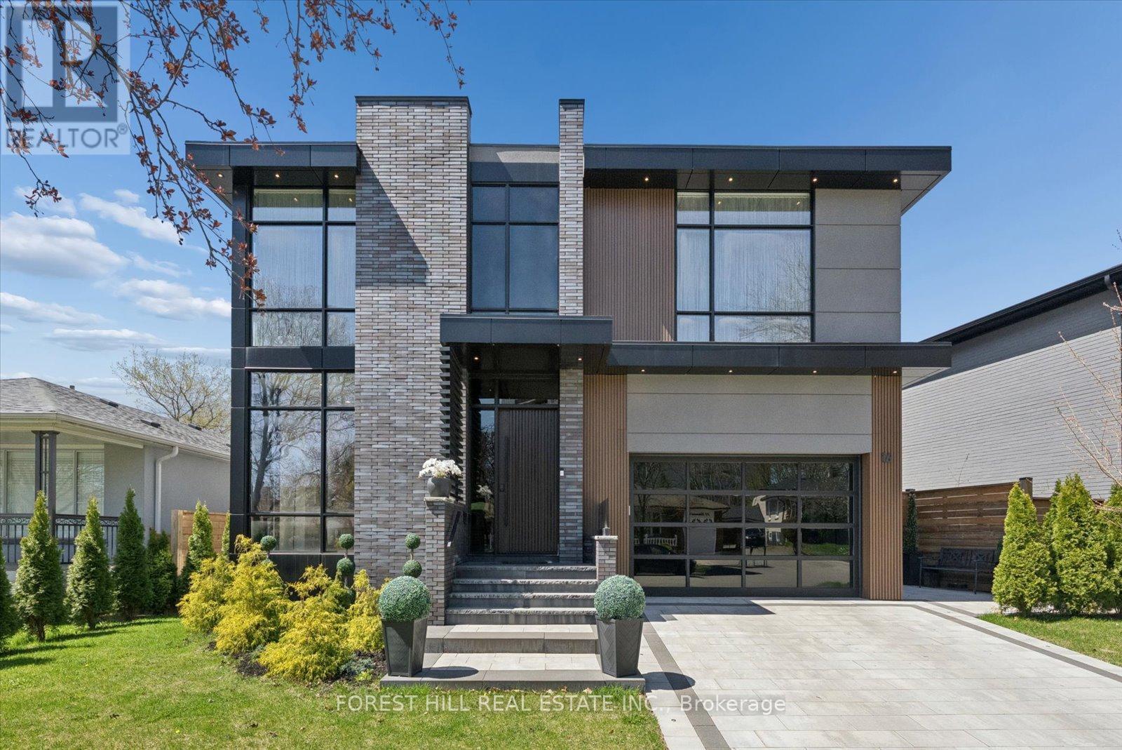 16 Lemonwood Drive, Toronto, Ontario  M9A 4L4 - Photo 2 - W13112016