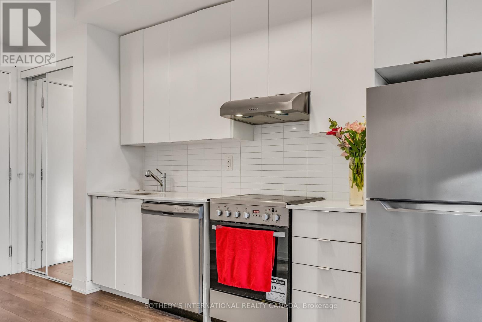 406 - 120 Canon Jackson Drive, Toronto, Ontario  M6M 0B8 - Photo 12 - W13112028