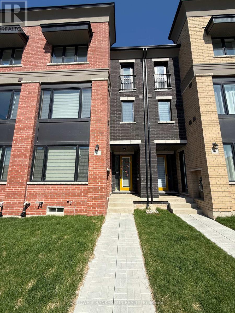 7 MARVIN AVENUE, Oakville, Ontario