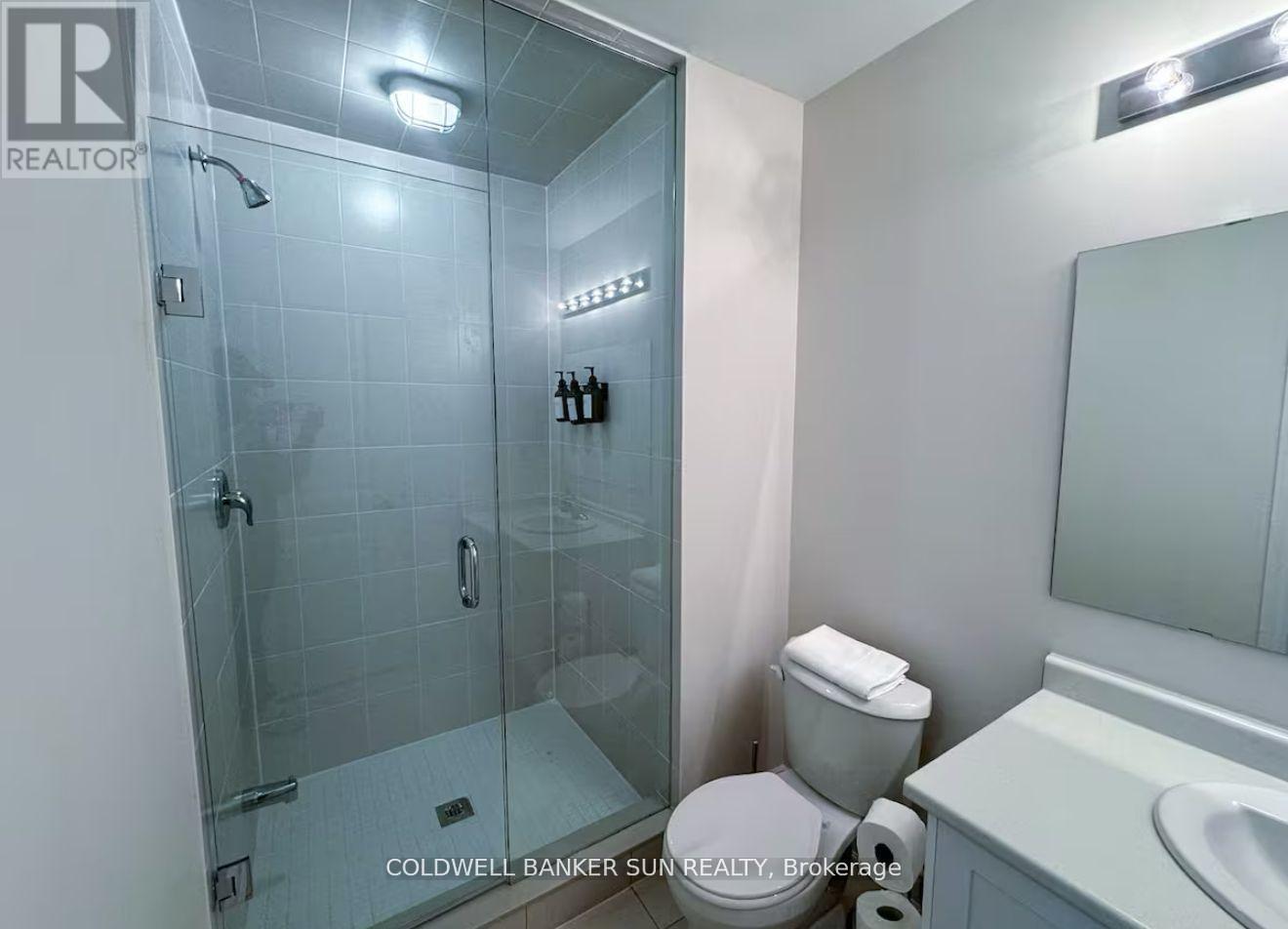 7 Marvin Avenue, Oakville, Ontario  L6H 7C5 - Photo 11 - W13112046
