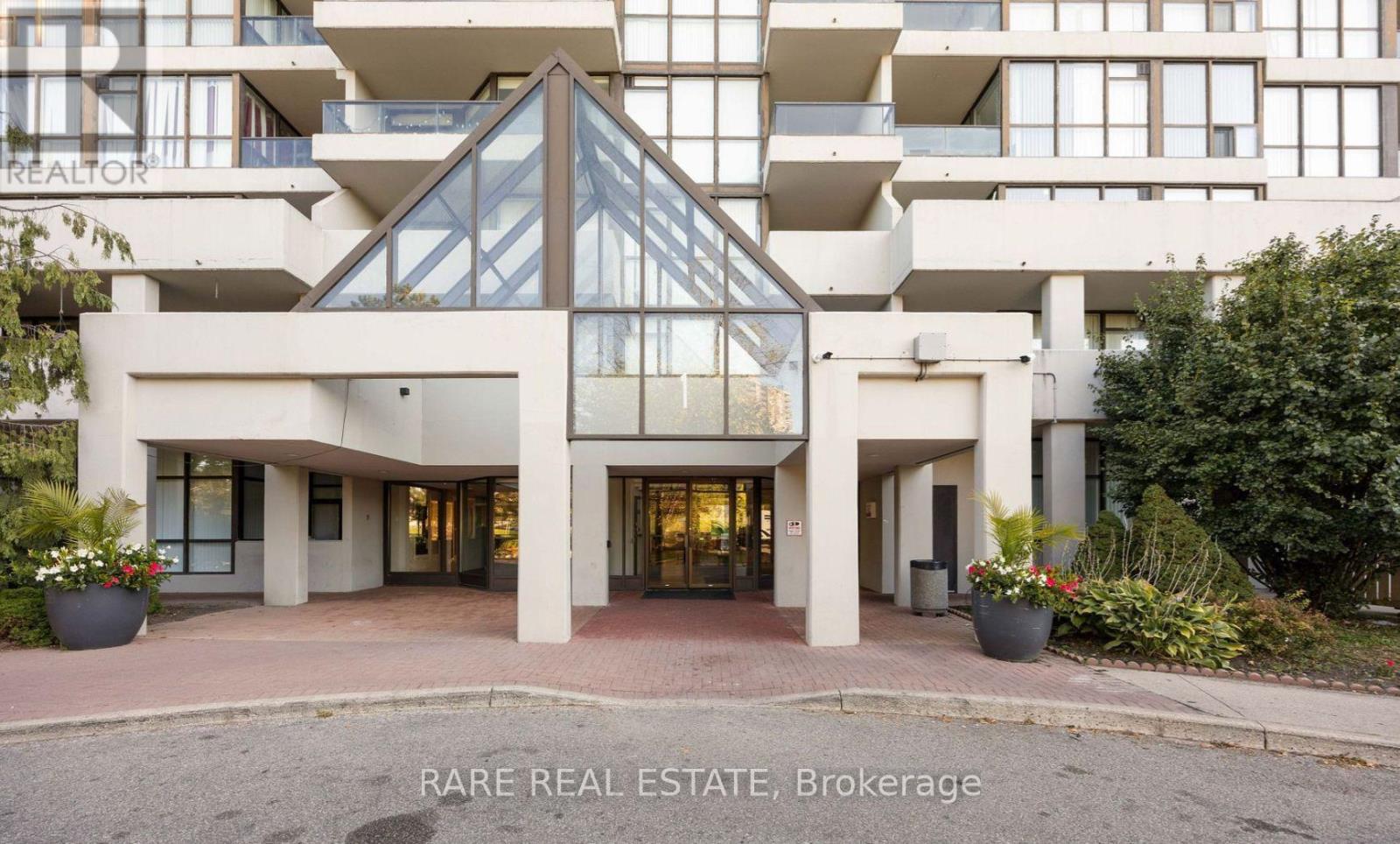 1517 - 1 Rowntree Road, Toronto, Ontario  M9V 5G7 - Photo 18 - W13112102