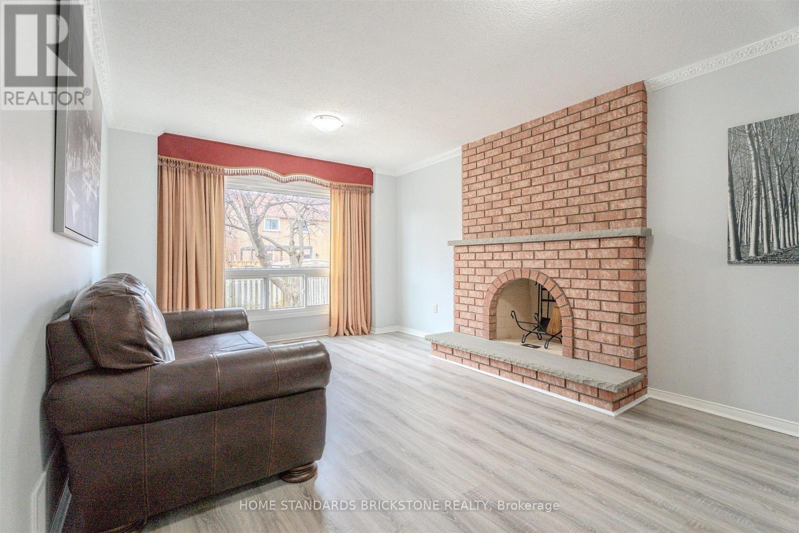 4538 Penhallow Road, Mississauga, Ontario  L5V 1E7 - Photo 20 - W13112104