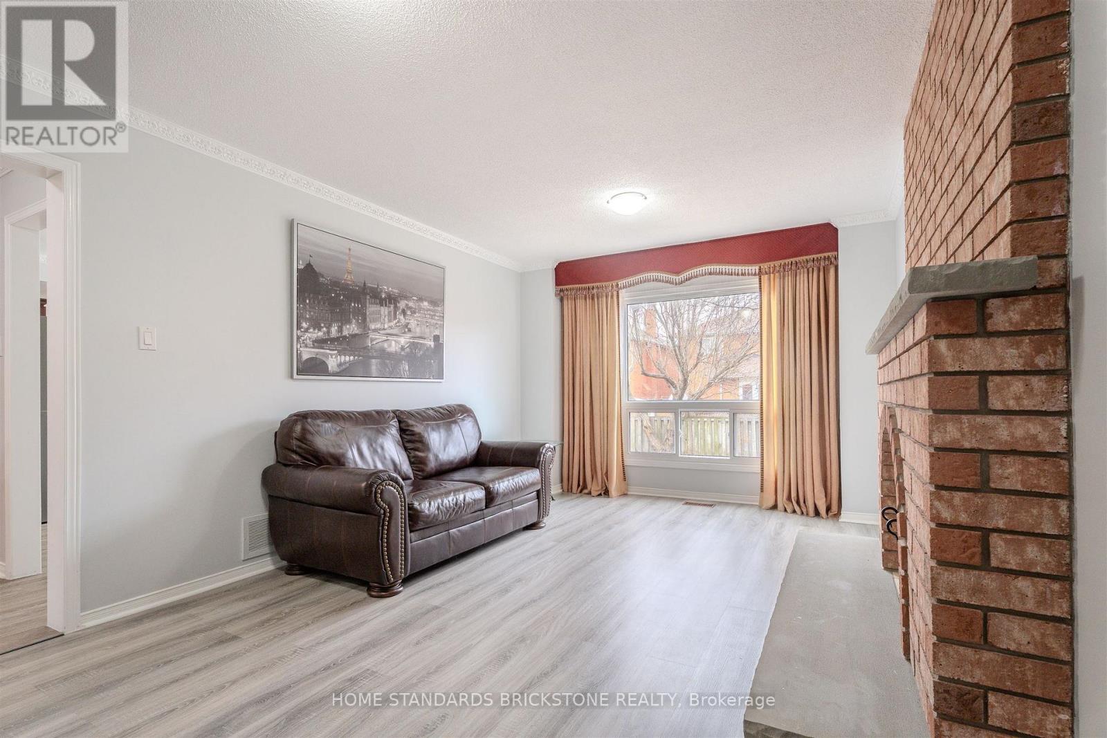4538 Penhallow Road, Mississauga, Ontario  L5V 1E7 - Photo 21 - W13112104