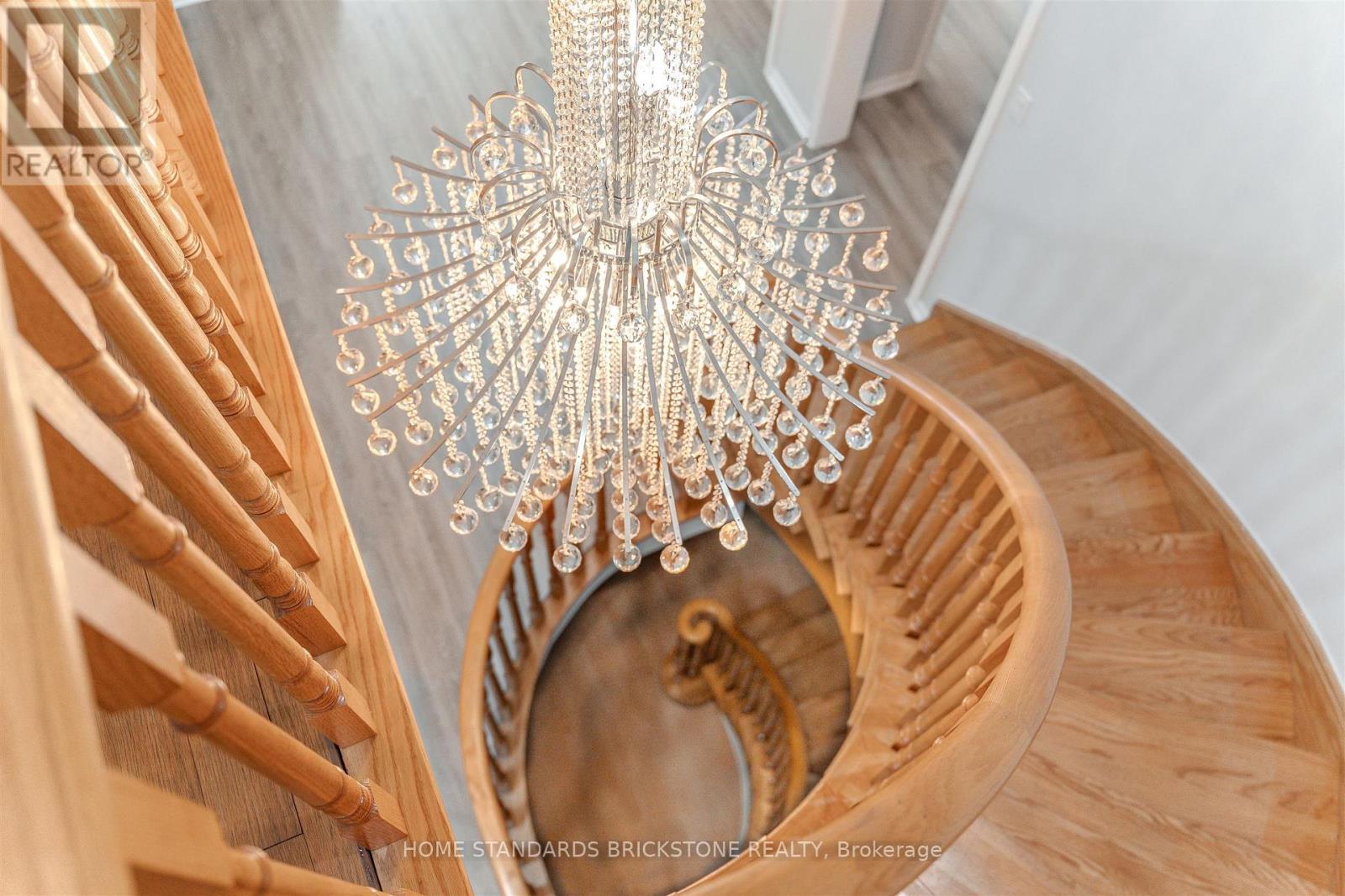 4538 Penhallow Road, Mississauga, Ontario  L5V 1E7 - Photo 8 - W13112104