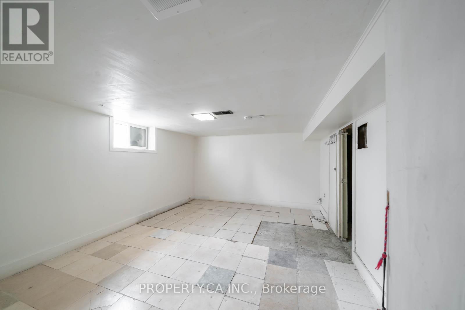 46 Mcmurchy Avenue N, Brampton, Ontario  L6X 1Y1 - Photo 16 - W13112112