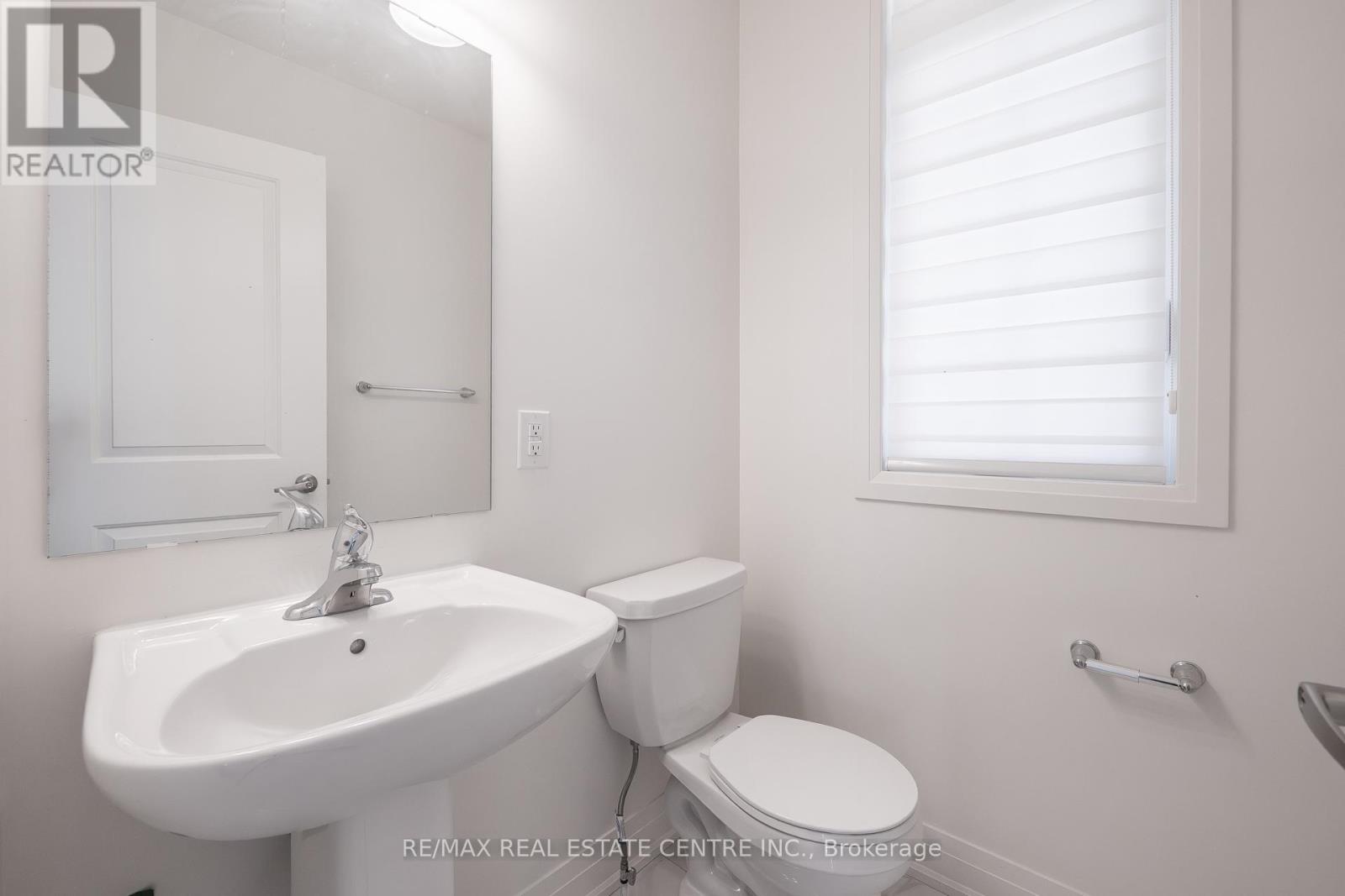 423 Royal West Drive, Brampton, Ontario  L6X 5K1 - Photo 12 - W13112116