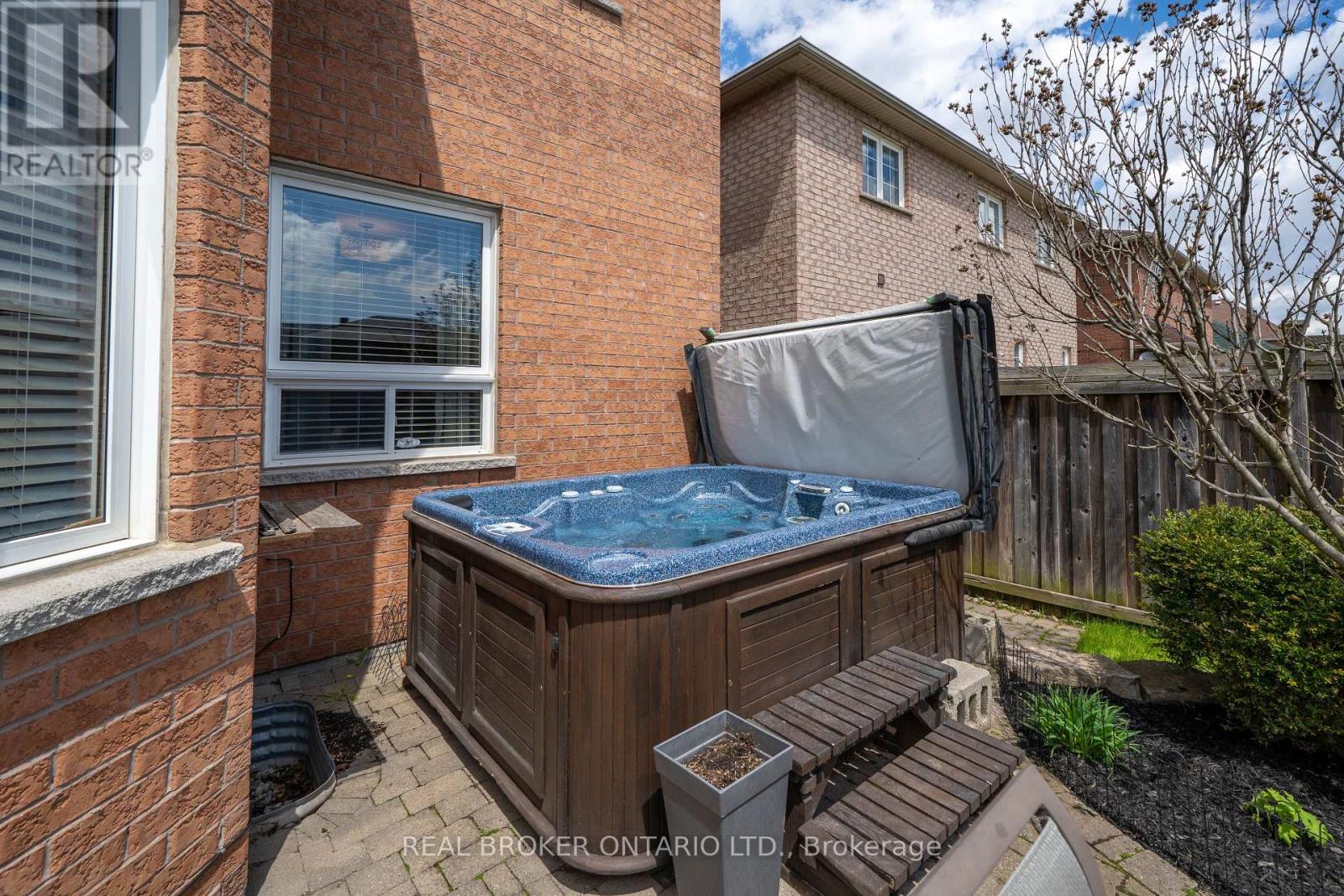 217 Ellis Crescent, Milton, Ontario  L9T 6B5 - Photo 35 - W13112120