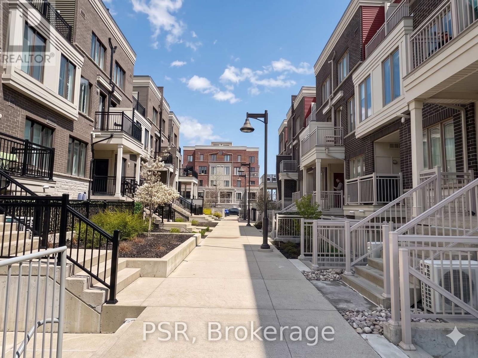 #2 - 120 LONG BRANCH AVENUE, Toronto, Ontario