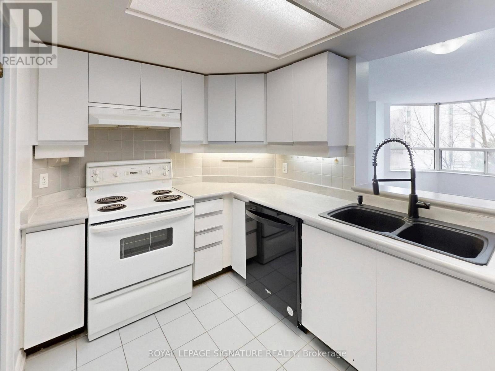 303 - 6 Humberline Drive, Toronto, Ontario  M9W 6X8 - Photo 15 - W13112148