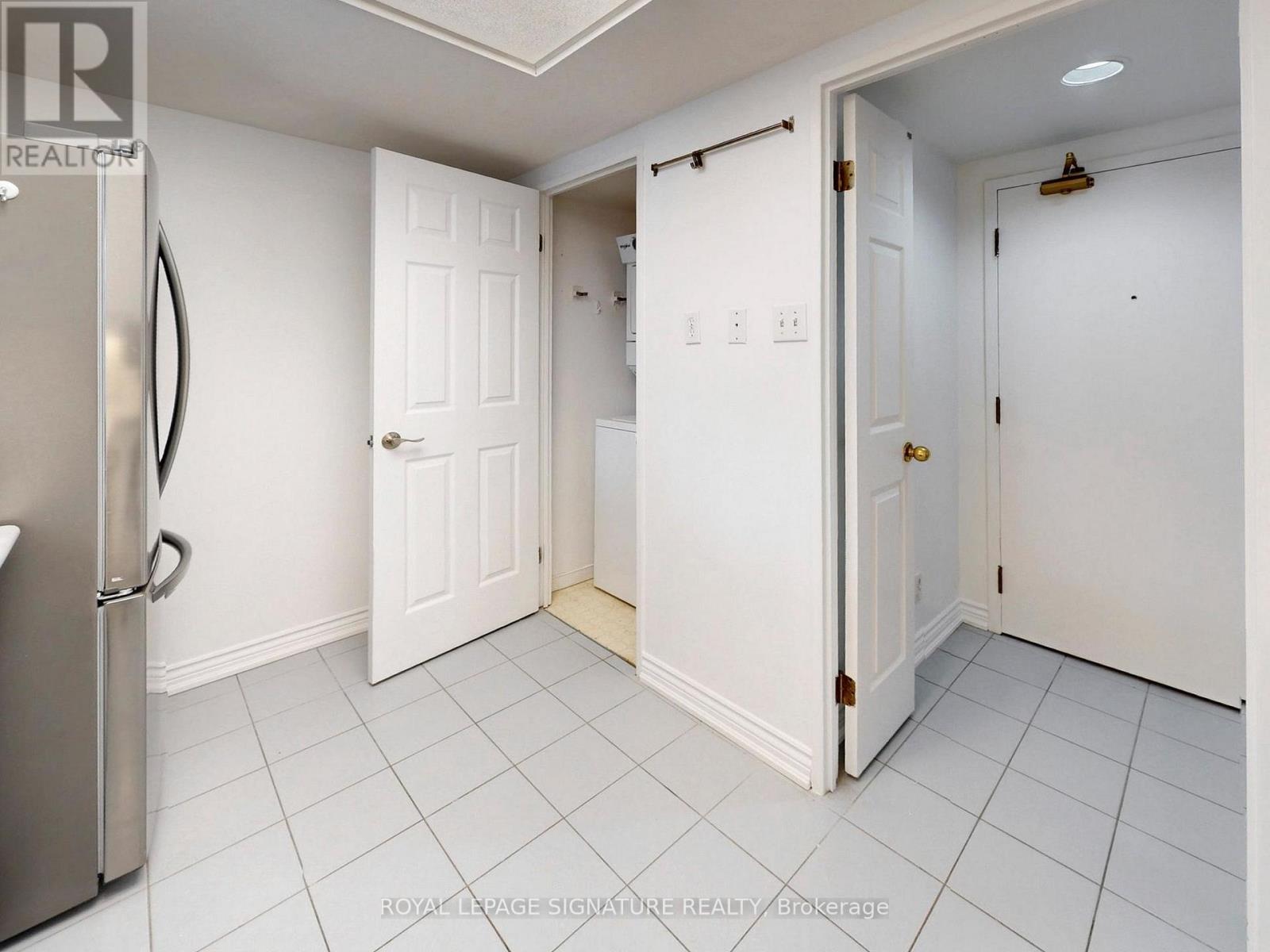 303 - 6 Humberline Drive, Toronto, Ontario  M9W 6X8 - Photo 16 - W13112148