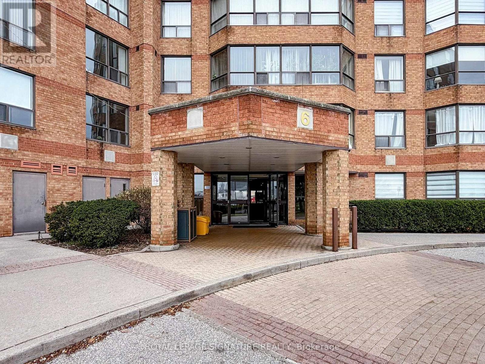 303 - 6 Humberline Drive, Toronto, Ontario  M9W 6X8 - Photo 3 - W13112148