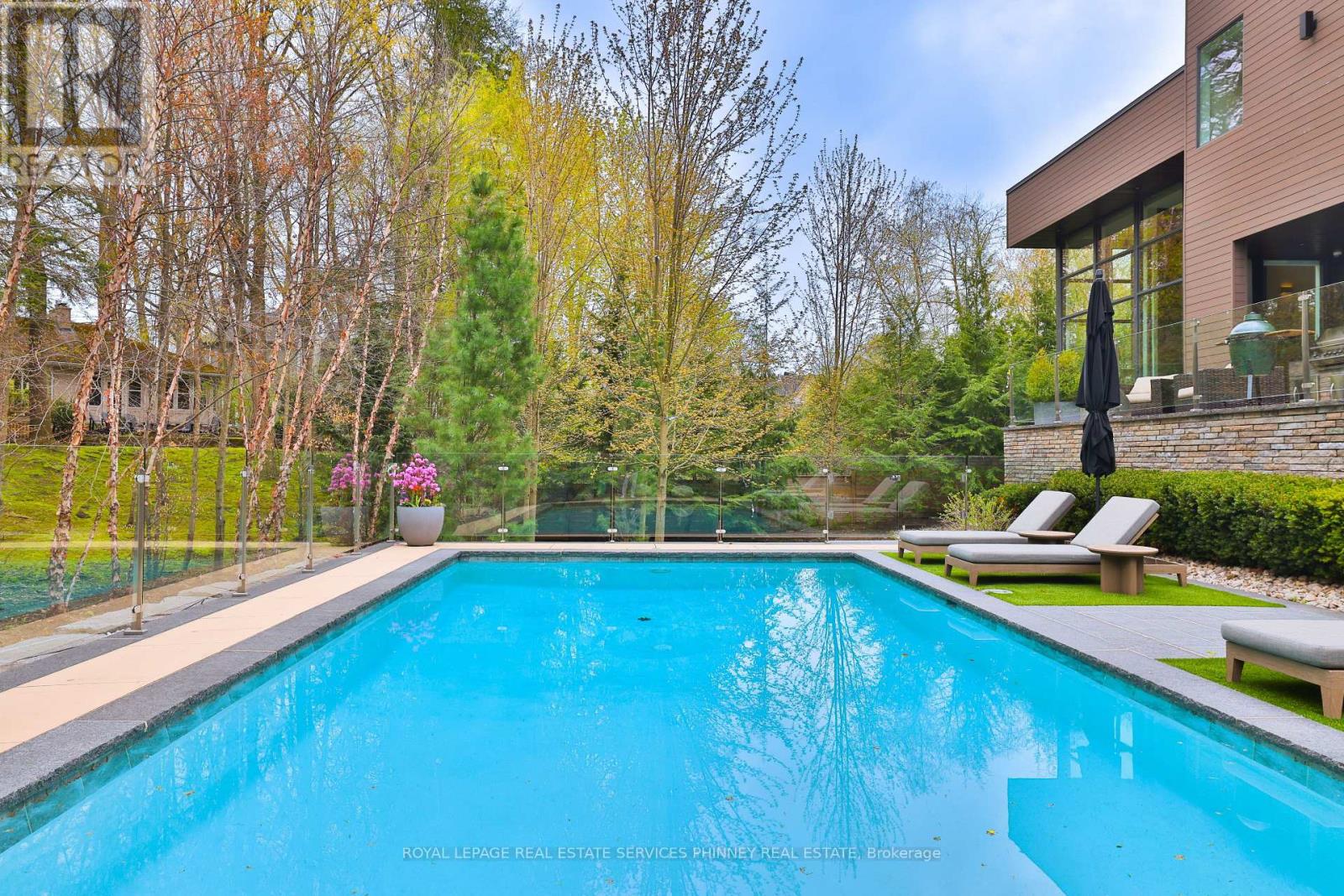 1102 Crestview Street, Oakville, Ontario  L6J 2C6 - Photo 46 - W13112162