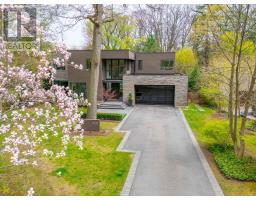 1102 CRESTVIEW STREET, Oakville, Ontario