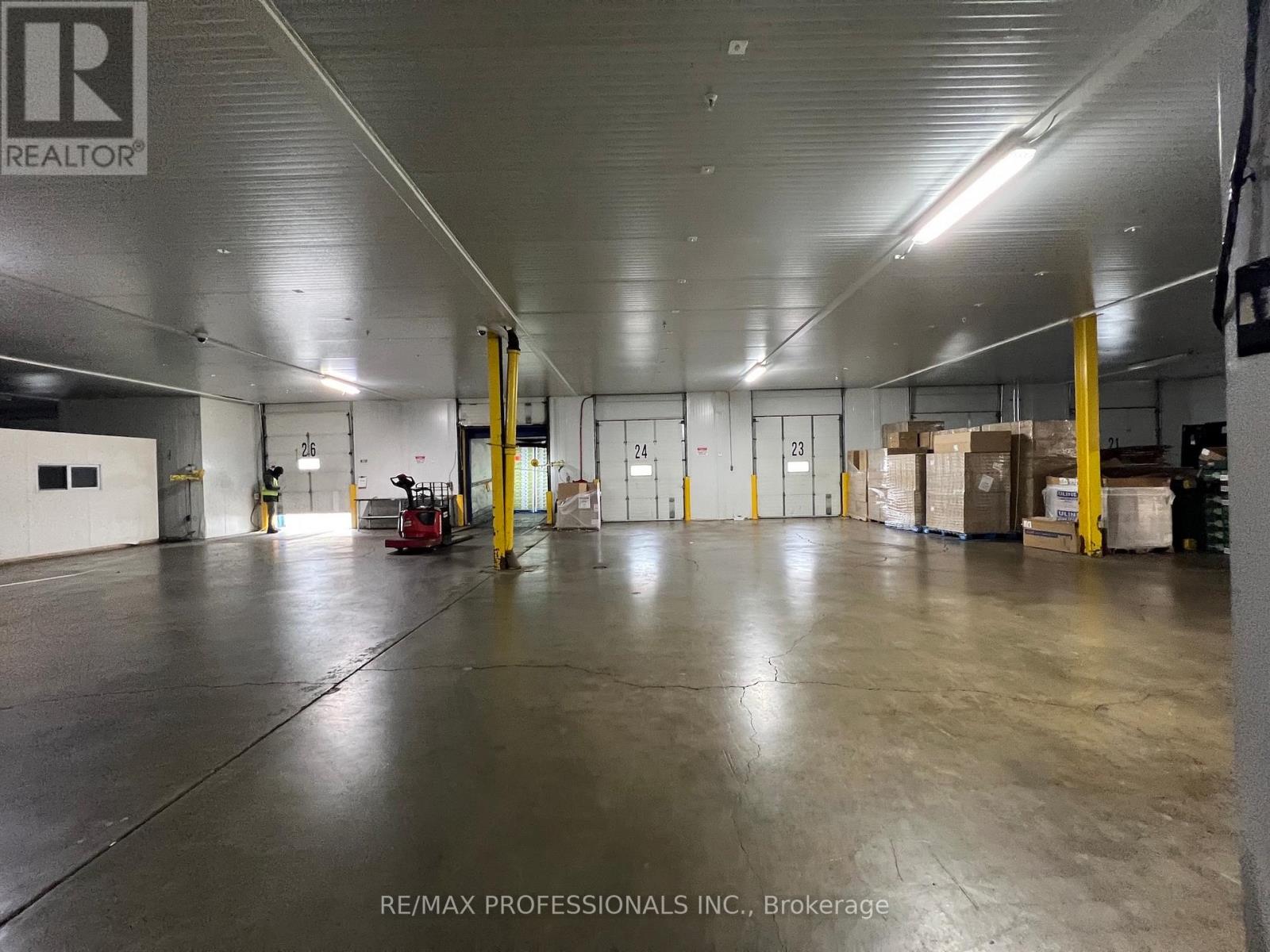 130 North Queen Street, Toronto, Ontario  M8Z 2E4 - Photo 27 - W13112174