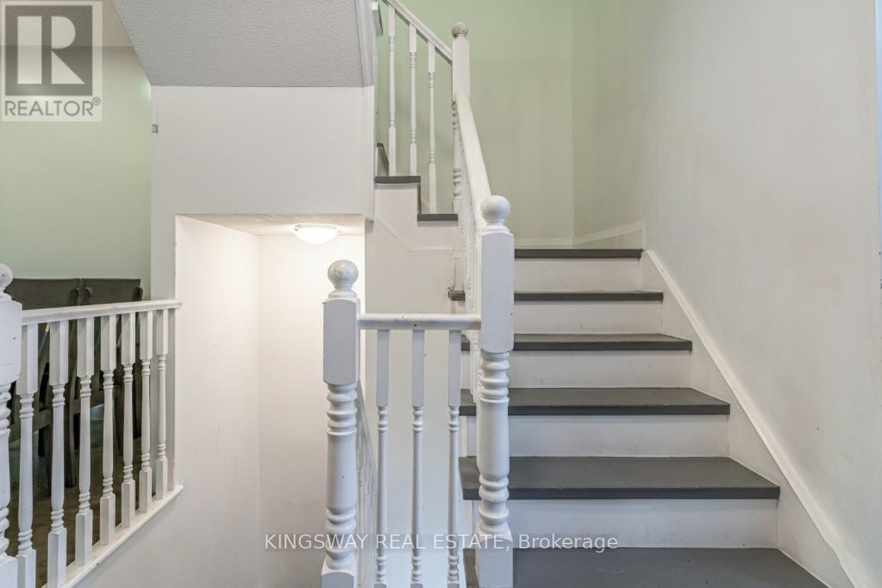 6 - 280 Hillcrest Avenue, Mississauga, Ontario  L5B 4L3 - Photo 18 - W13112206