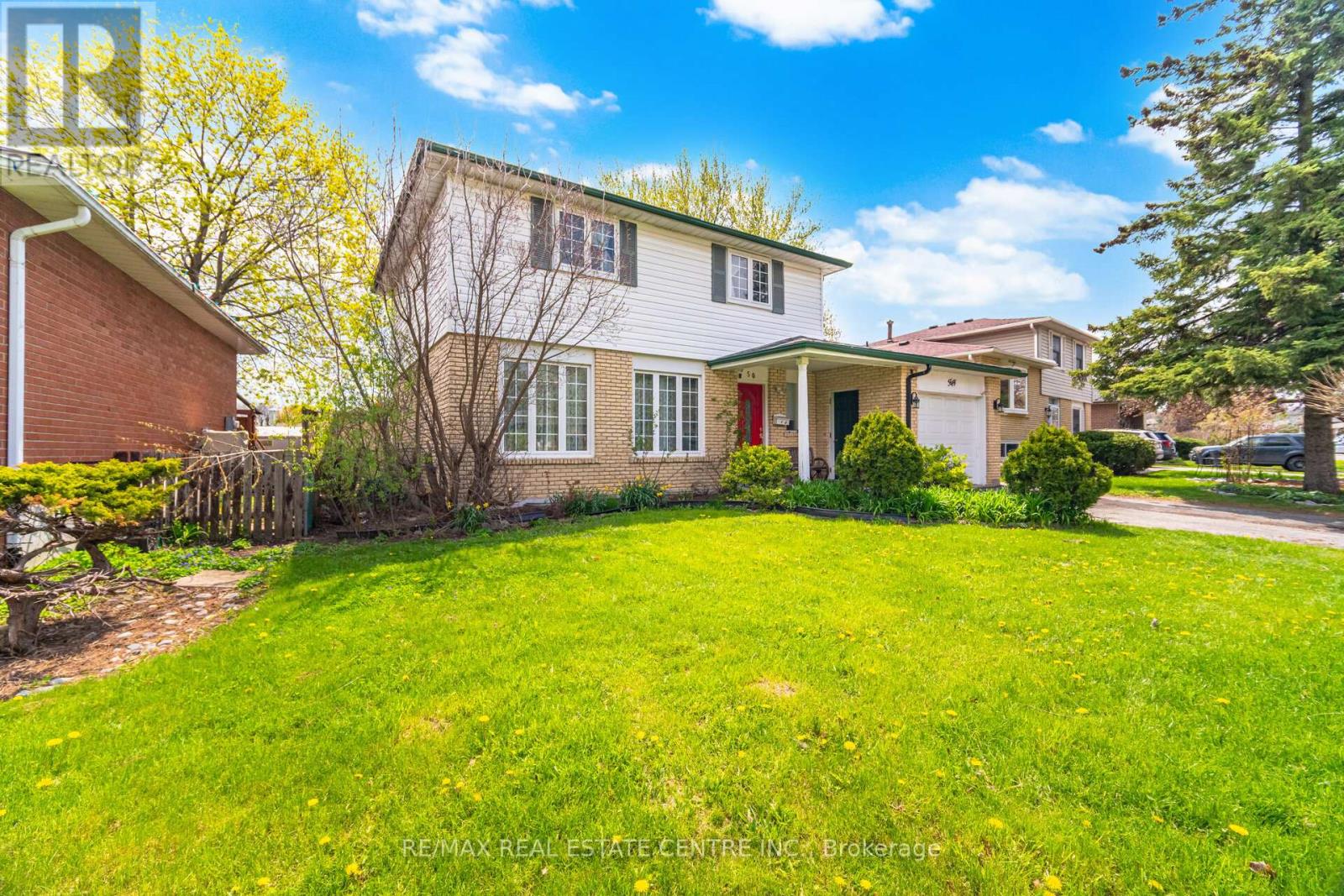 50 Esplanade Road, Brampton, Ontario  L6T 2C8 - Photo 2 - W13112218