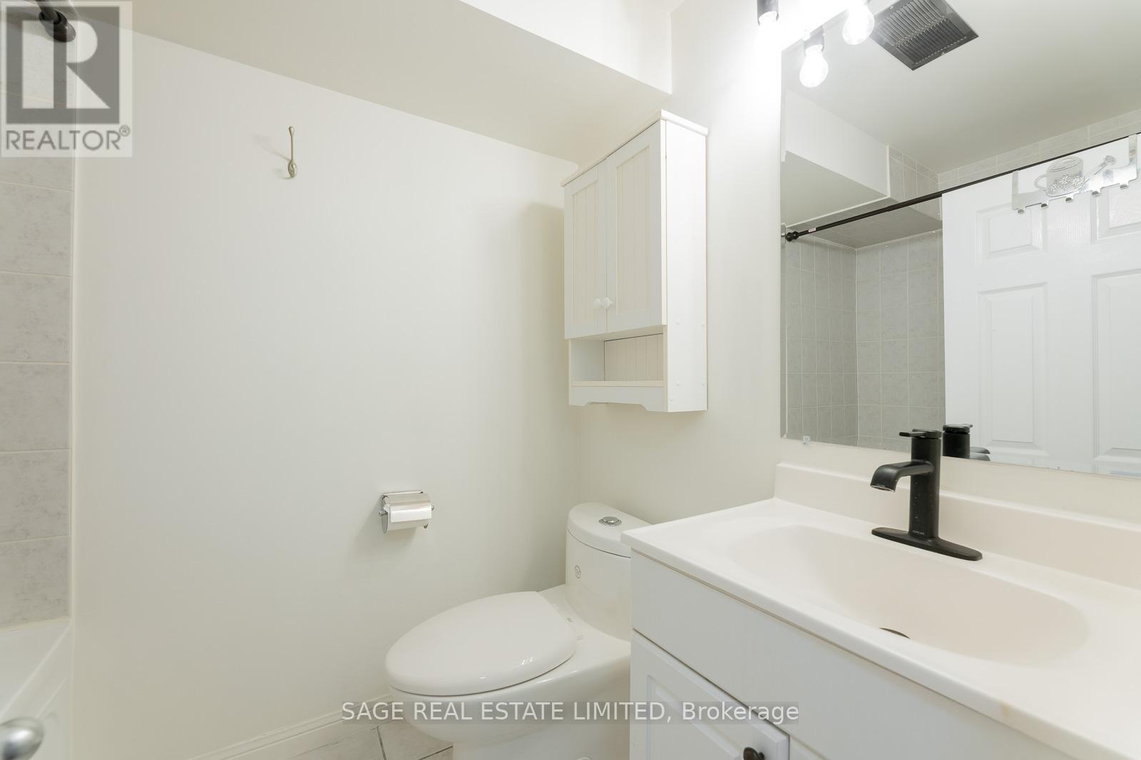 Basement - 38 Osler Street, Toronto, Ontario  M6P 4A2 - Photo 5 - W13112304