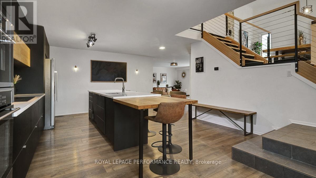 510 Foxview Place, Ottawa, Ontario  K1K 4C4 - Photo 10 - X13112486