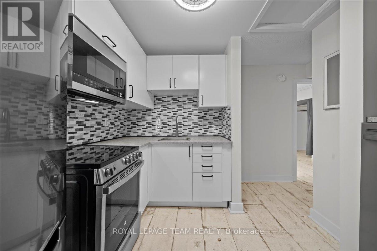 2 - 135 Upper Lorne Place, Ottawa, Ontario  K1R 7G8 - Photo 10 - X13112526